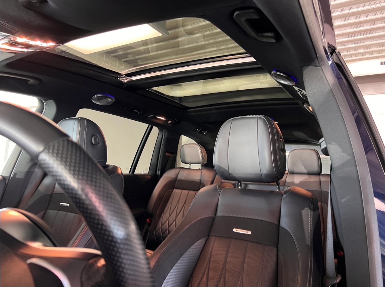 MERCEDES-BENZ GLS 63 4Matic+ TCT 9G-image-12