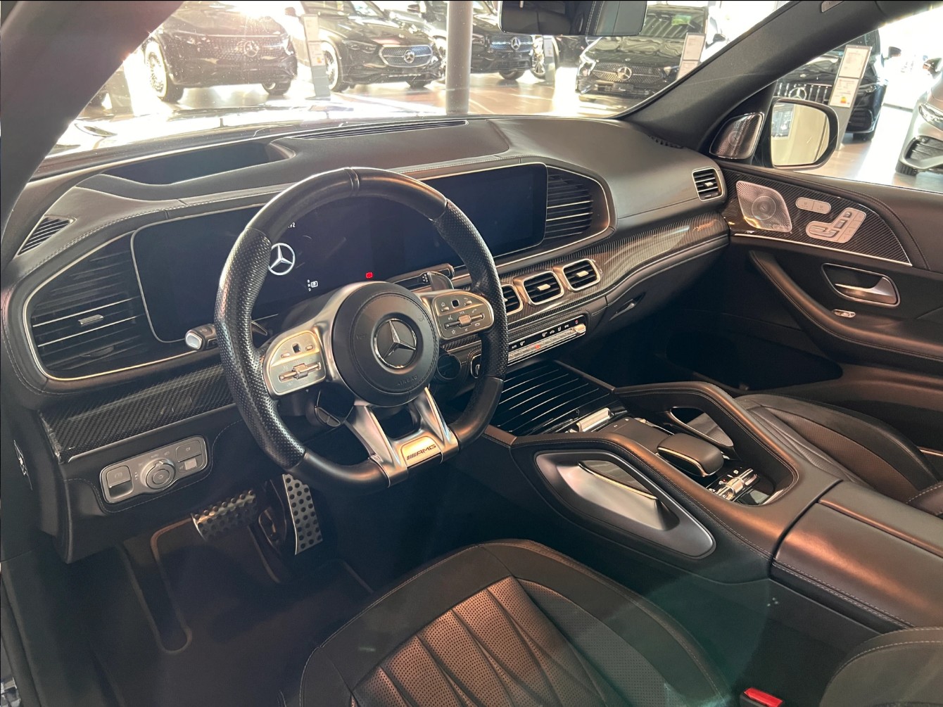 MERCEDES-BENZ GLS 63 4Matic+ TCT 9G-image-9