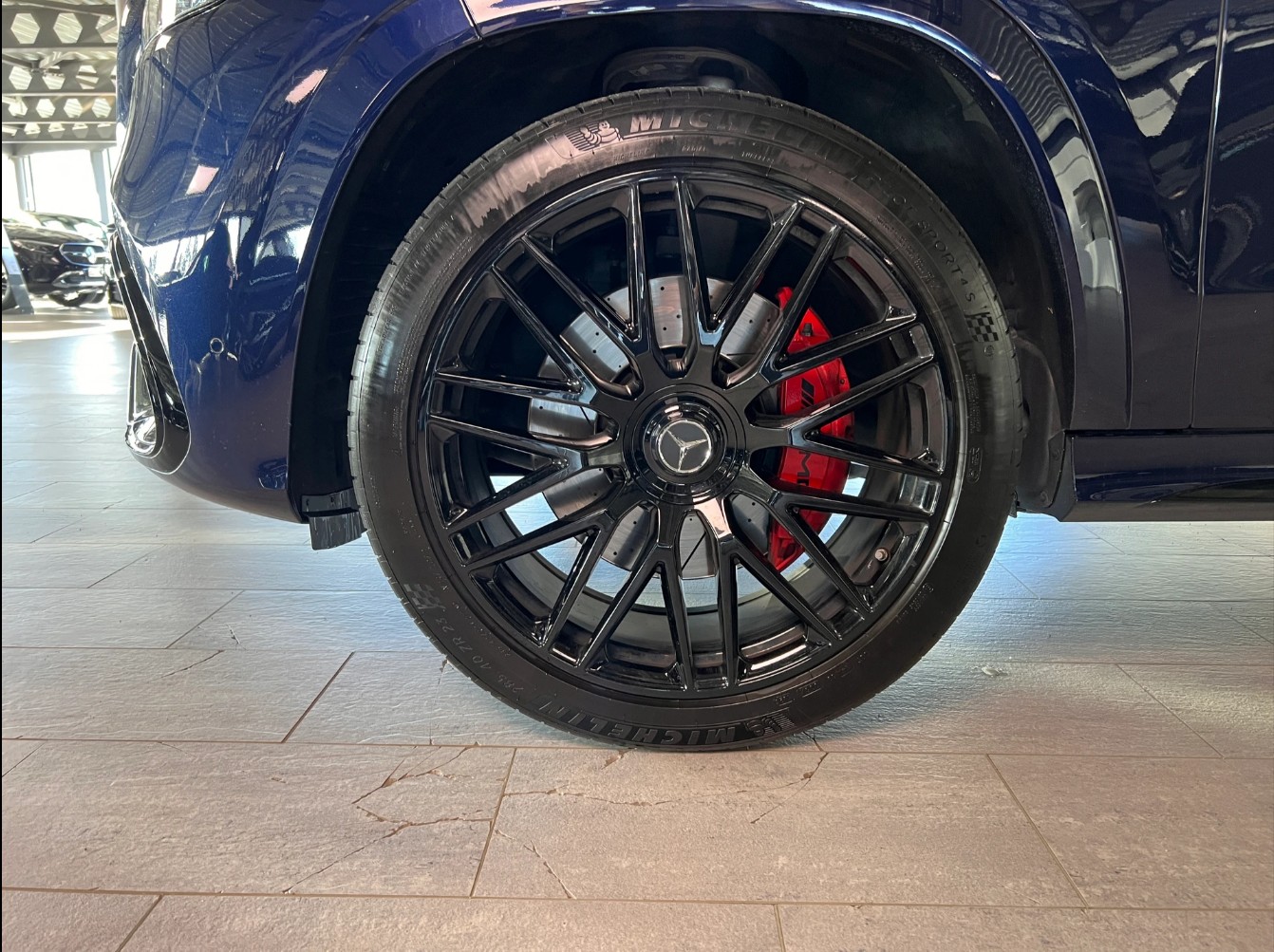 MERCEDES-BENZ GLS 63 4Matic+ TCT 9G-image-5