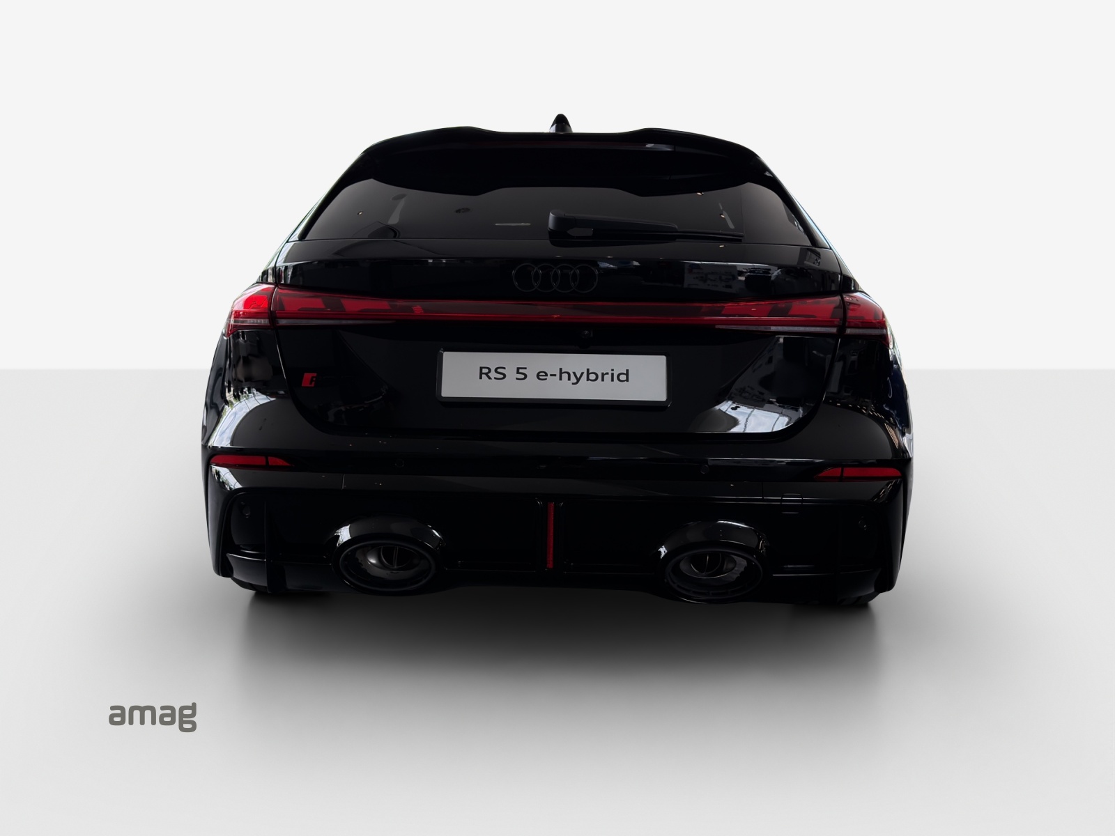 AUDI RS 5 Avant TFSI 470 kW Tiptronic quattro-image-3