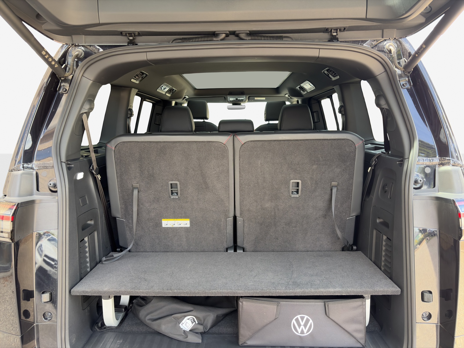 VW ID.Buzz LWB GTX 4 Motion-image-12