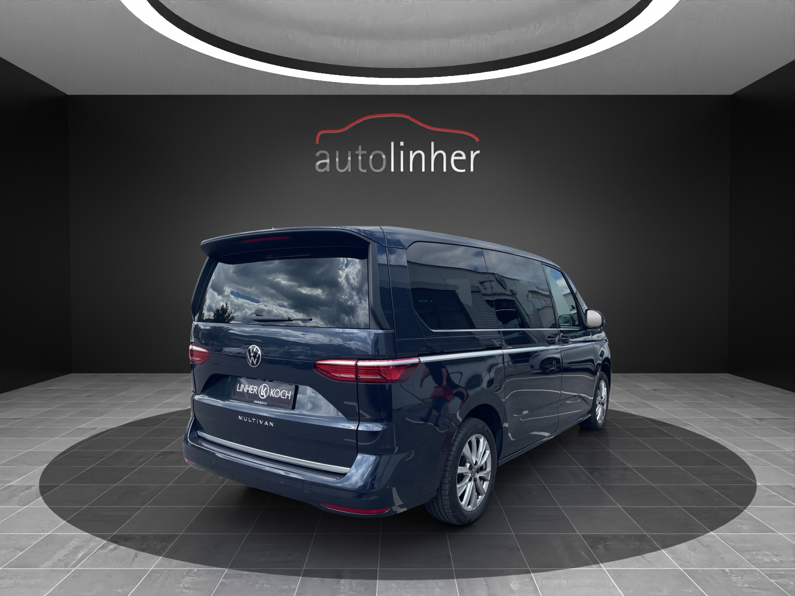 VW Multivan 2.0 TDI Style DSG Lang-image-4
