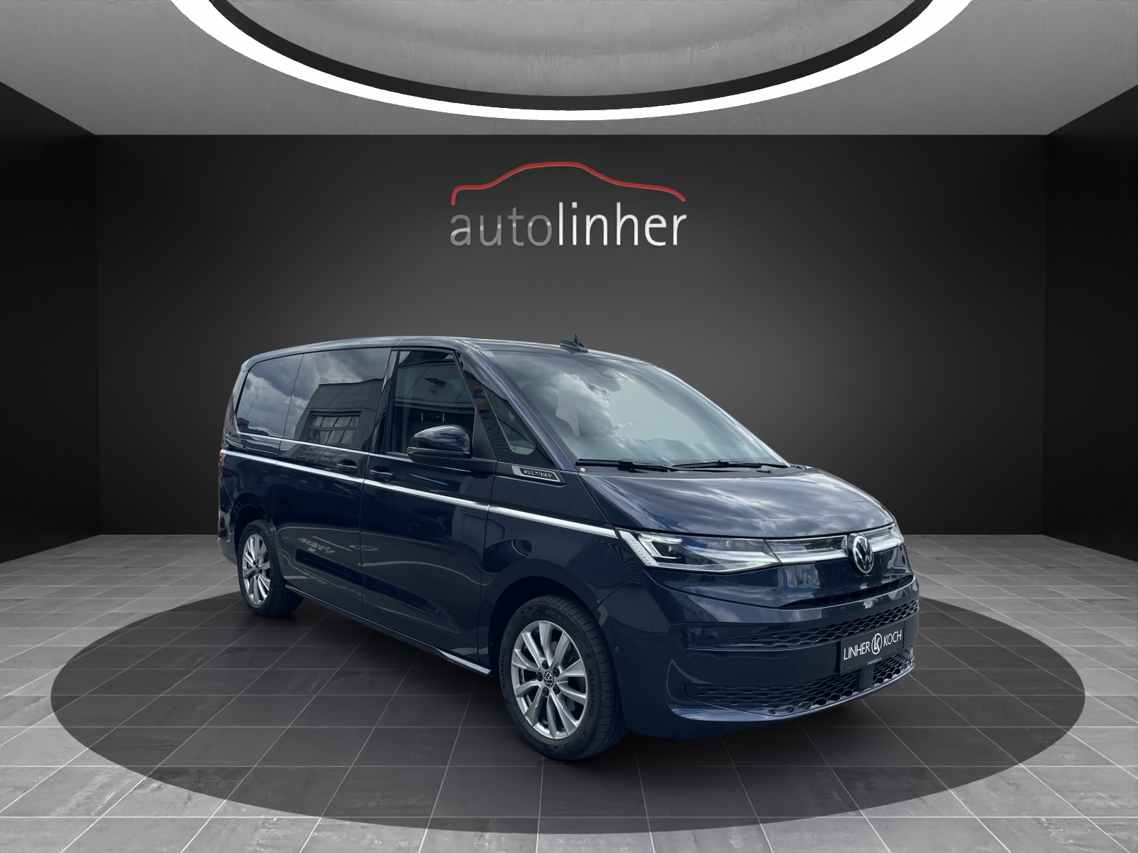 VW Multivan 2.0 TDI Style DSG Lang-image-5
