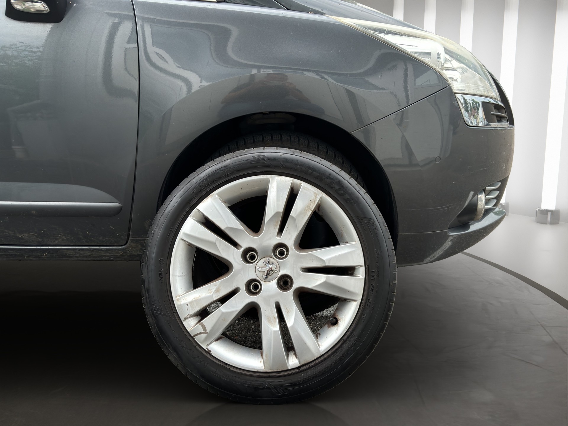 PEUGEOT 5008 1.6 HDI Business-image-17