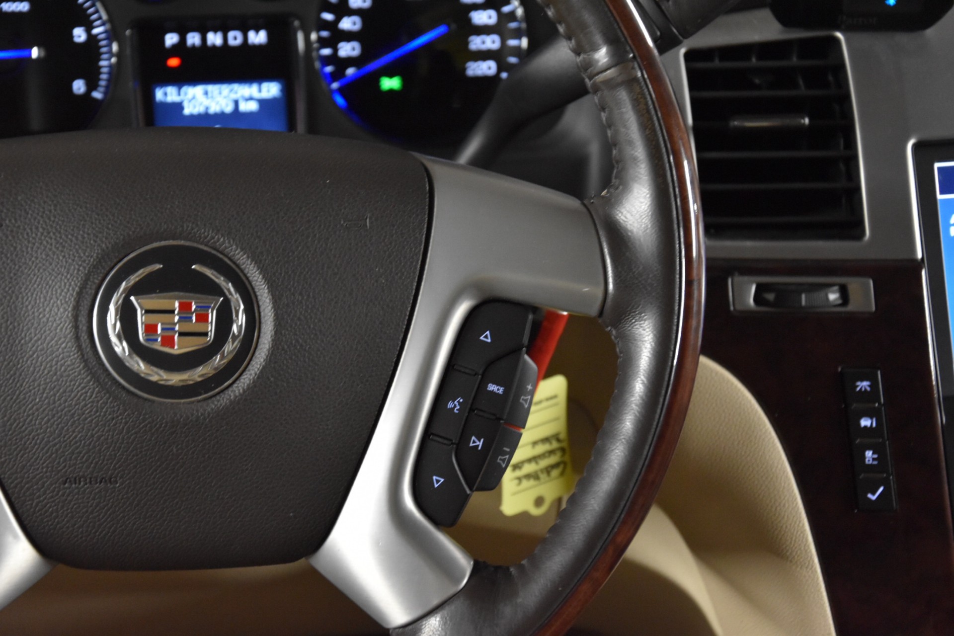 CADILLAC Escalade 6.2 Sport Luxury-image-16