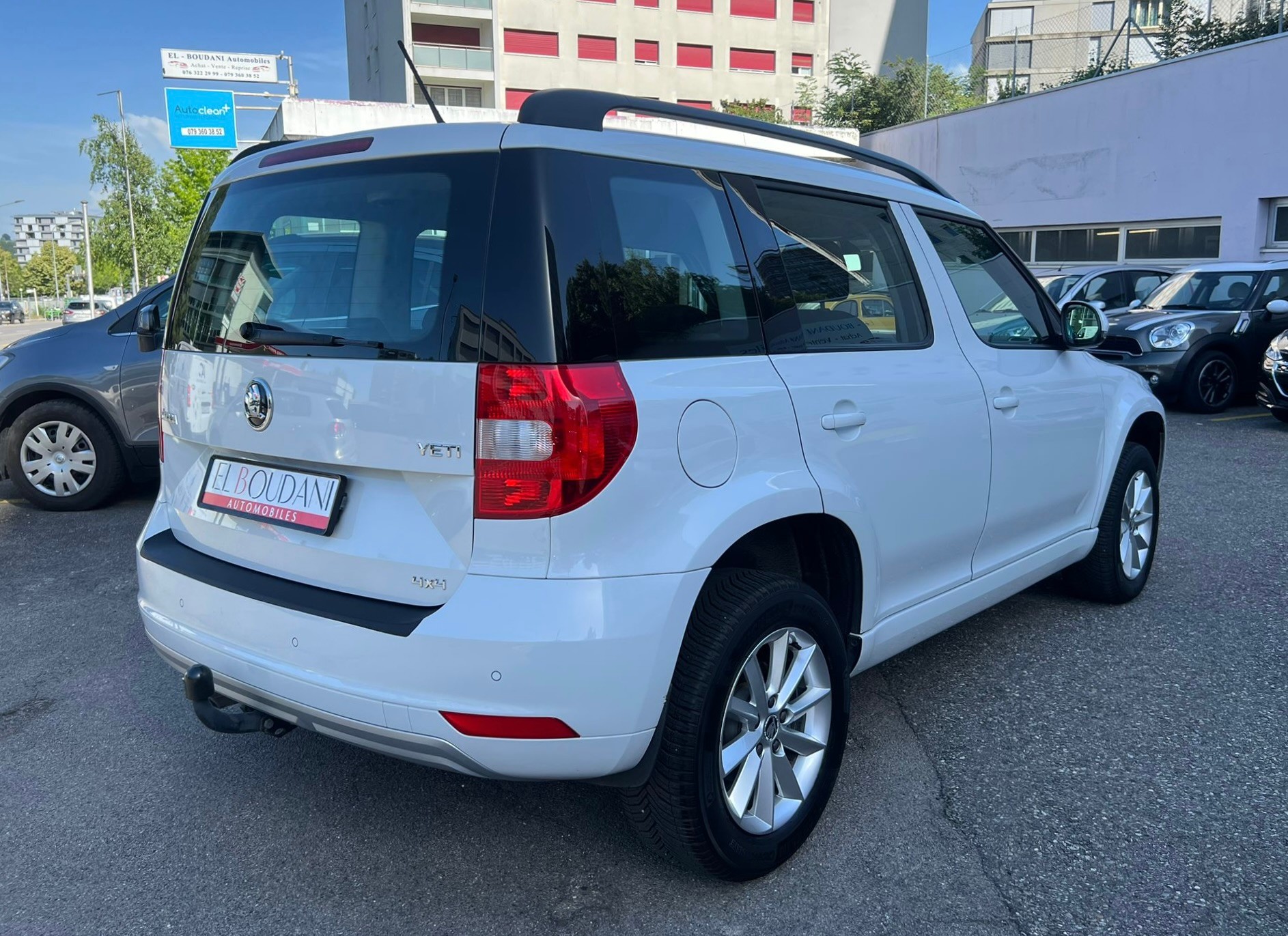 SKODA Yeti 2.0 TDI Ambition Outdoor 4x4 DSG-image-5