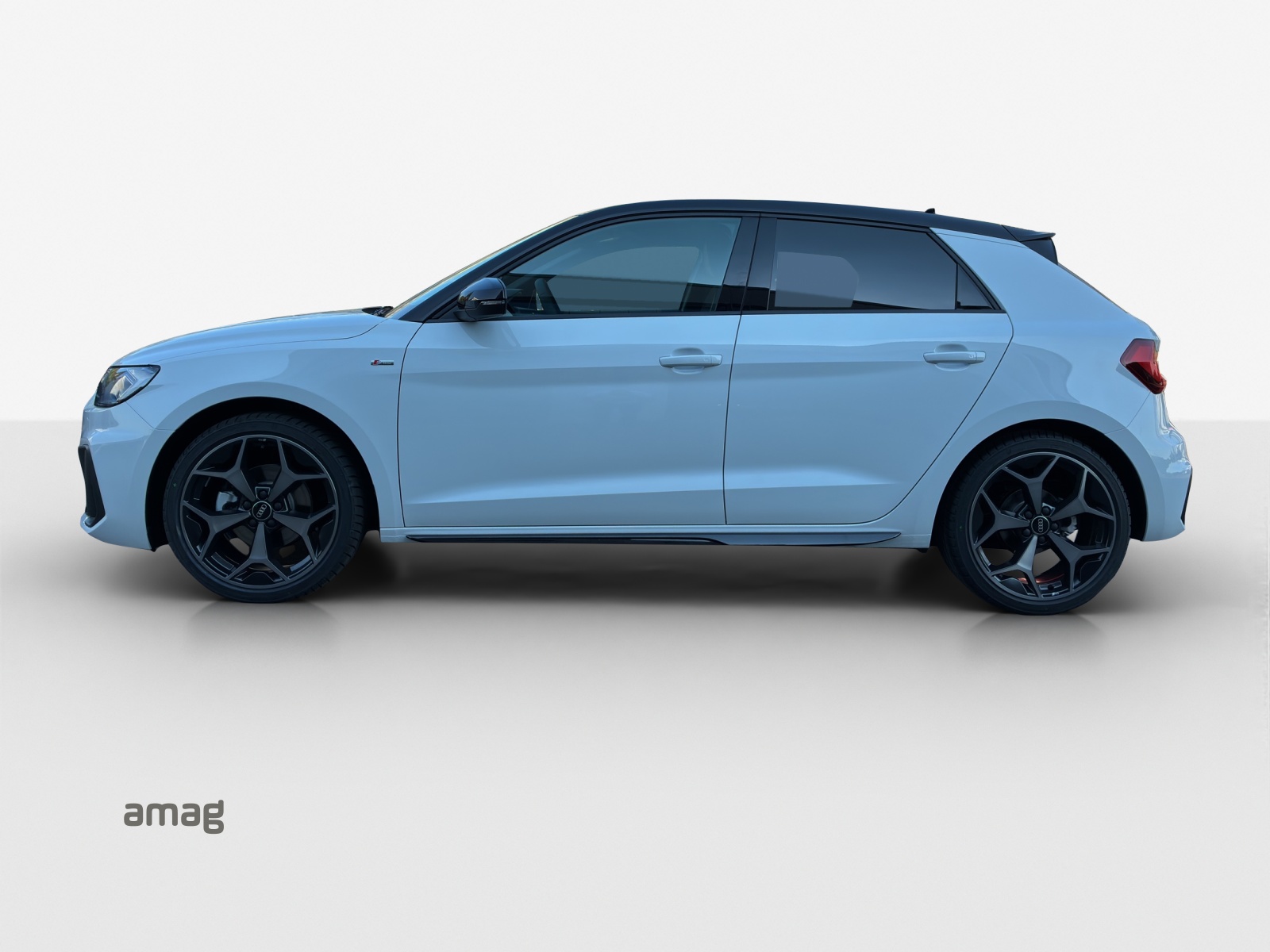 AUDI A1 Sportback 30 TFSI S Line Attraction S-tronic-image-1