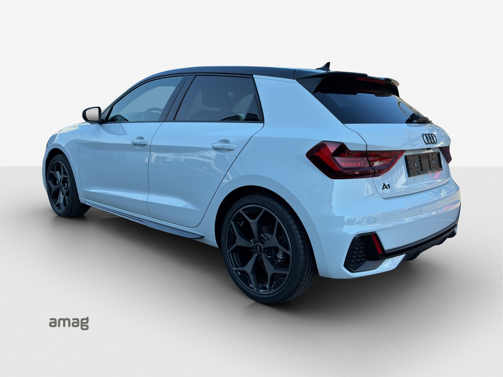 AUDI A1 Sportback 30 TFSI S Line Attraction S-tronic-image-2