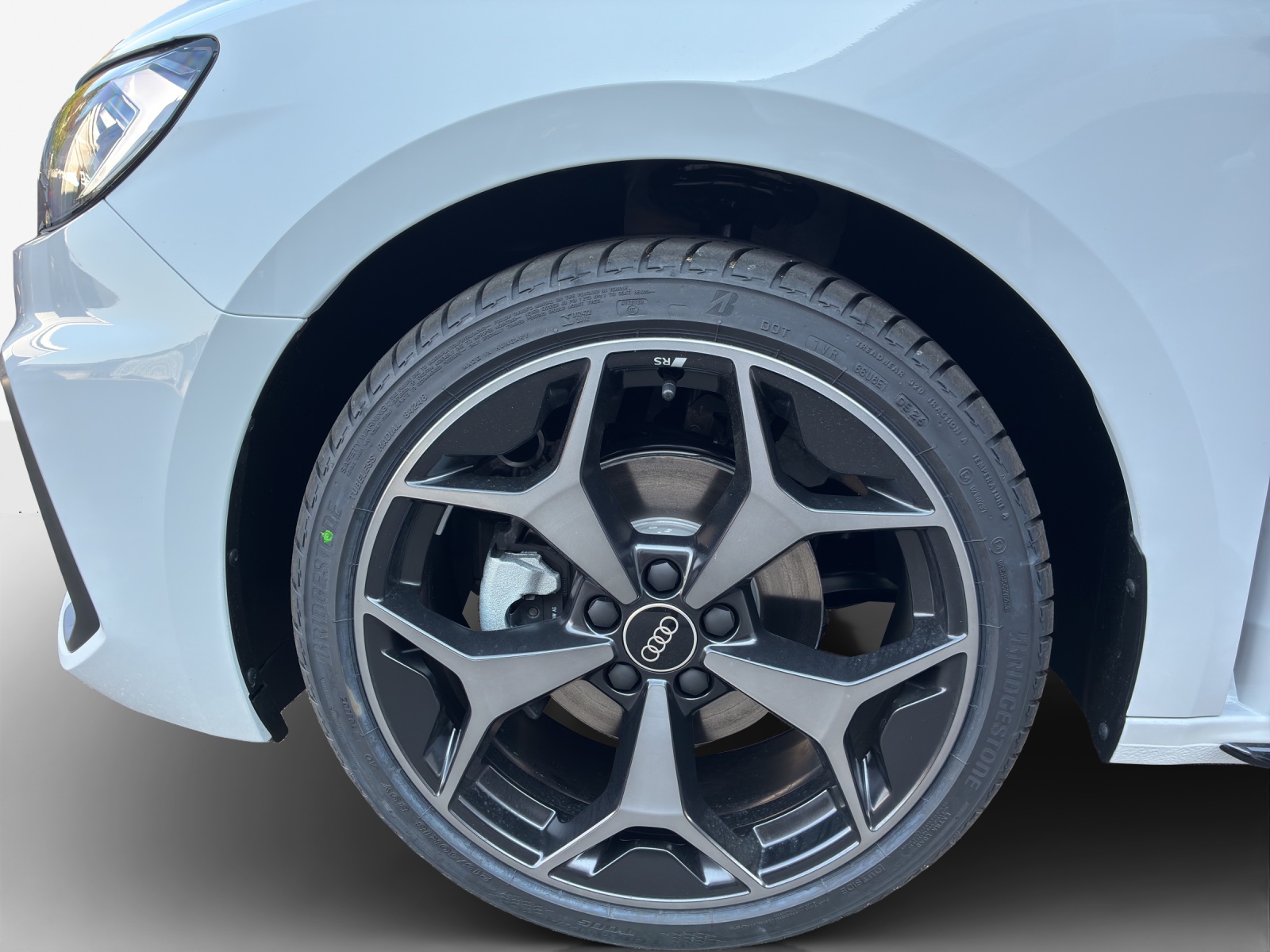 AUDI A1 Sportback 30 TFSI S Line Attraction S-tronic-image-13