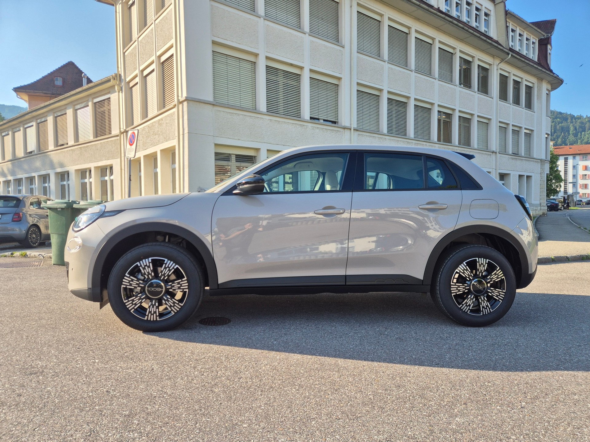 FIAT 600h Mild Hybrid Icon Swiss Edition-image-1