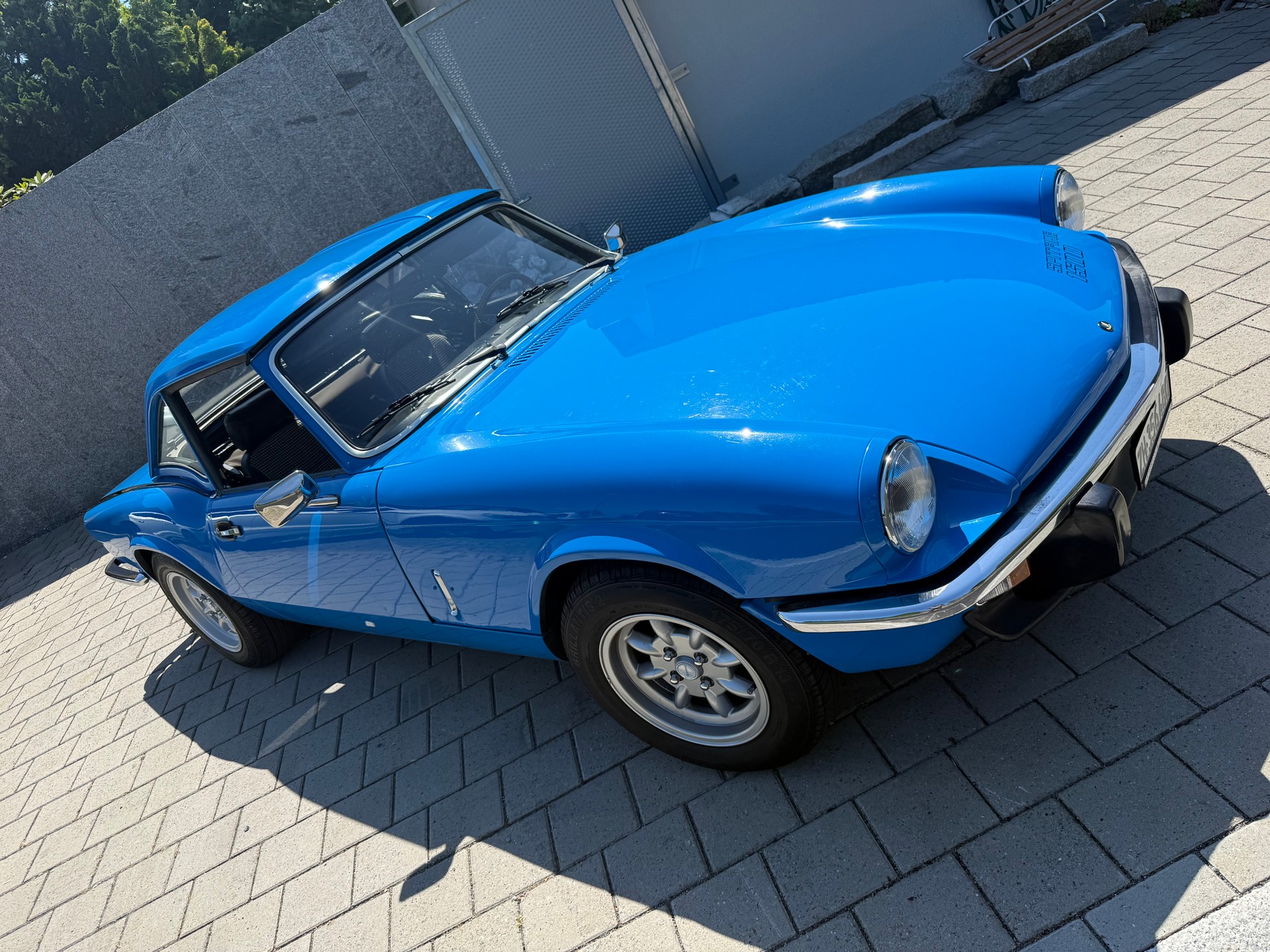 TRIUMPH 1500-image-3