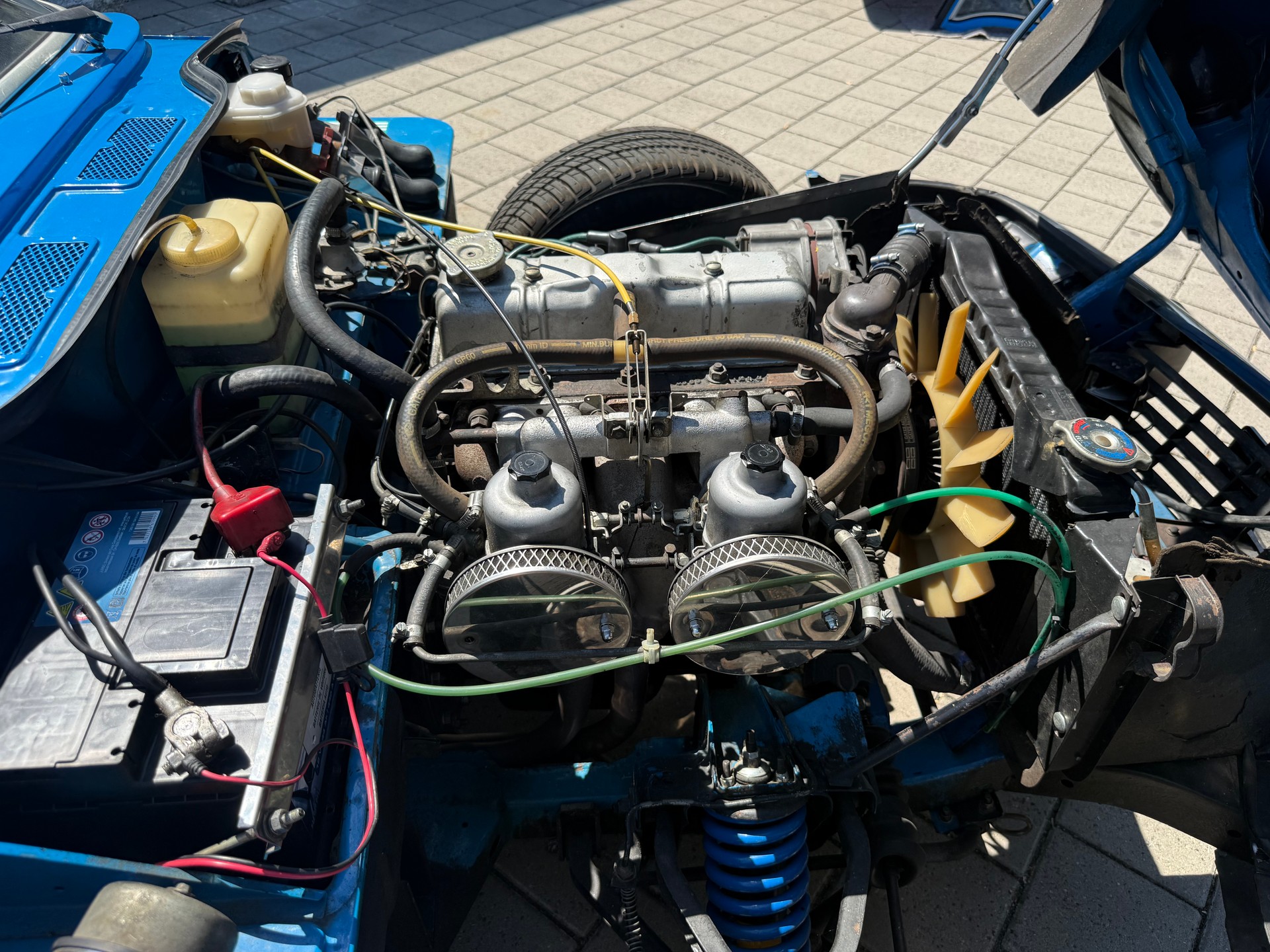 TRIUMPH 1500-image-8