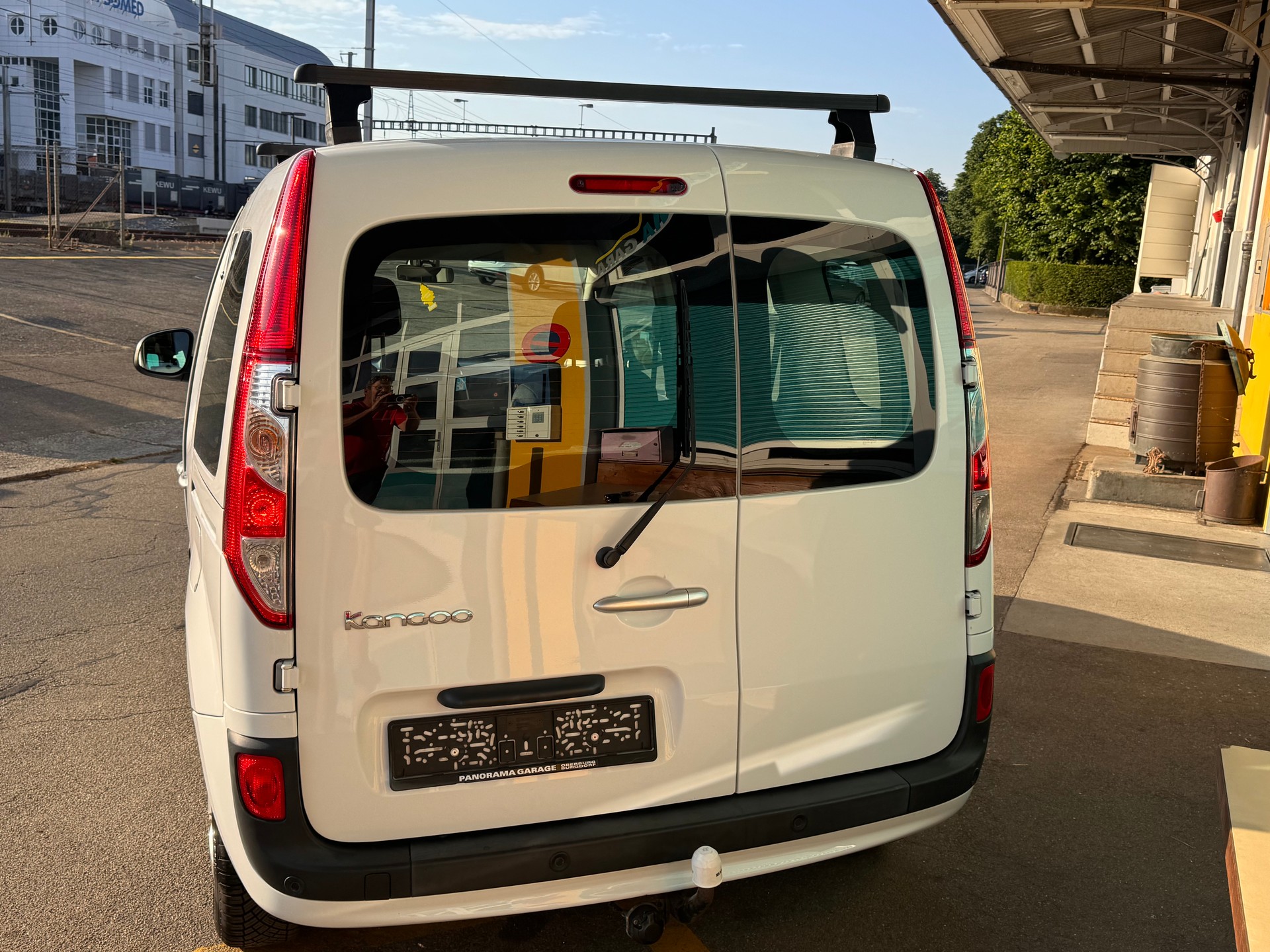 RENAULT Kangoo 1.5 dCi Zen+-image-3