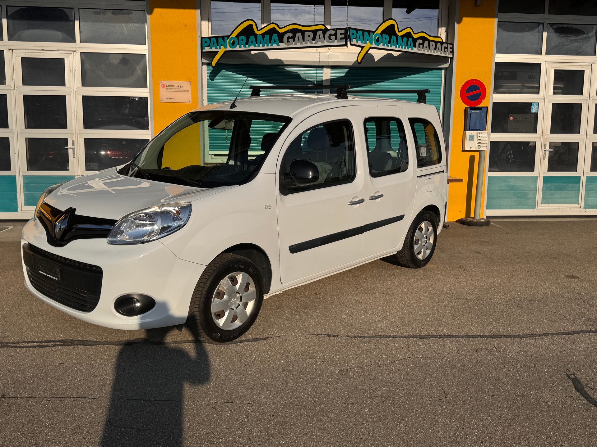 RENAULT Kangoo 1.5 dCi Zen+-image-2