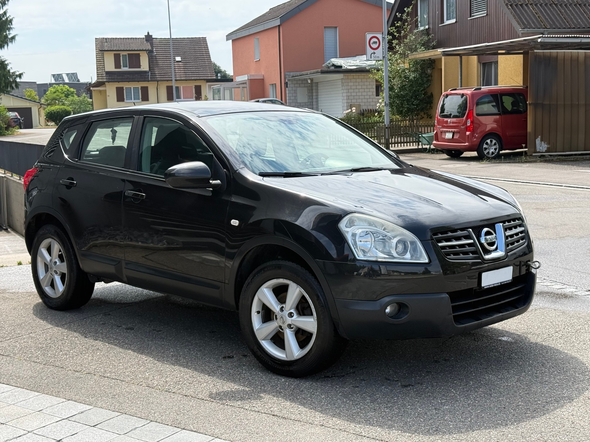 NISSAN Qashqai 2.0 4WD visia-image-0