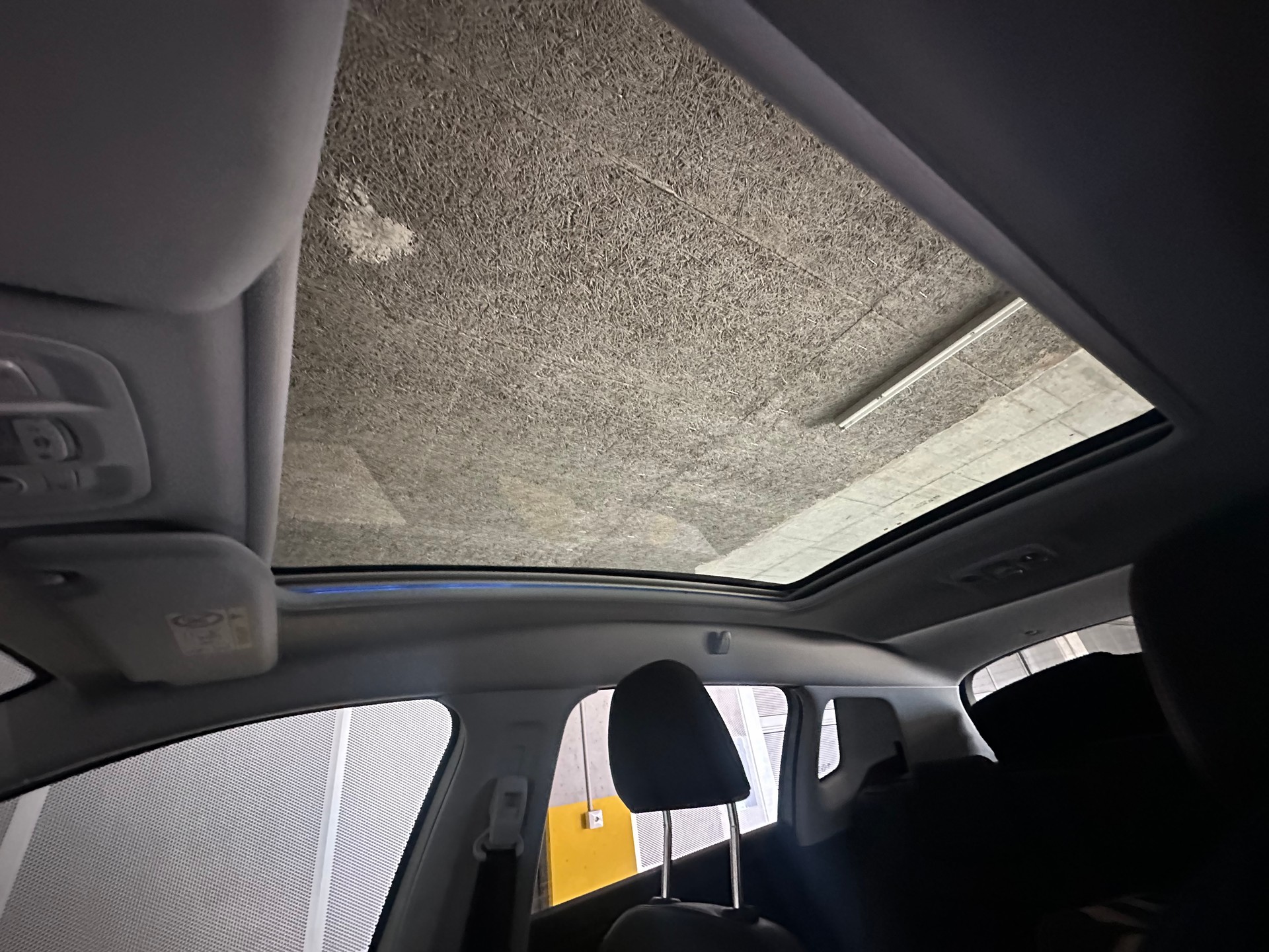 PEUGEOT 2008 1.2 PureTech GT Line EAT6-image-8