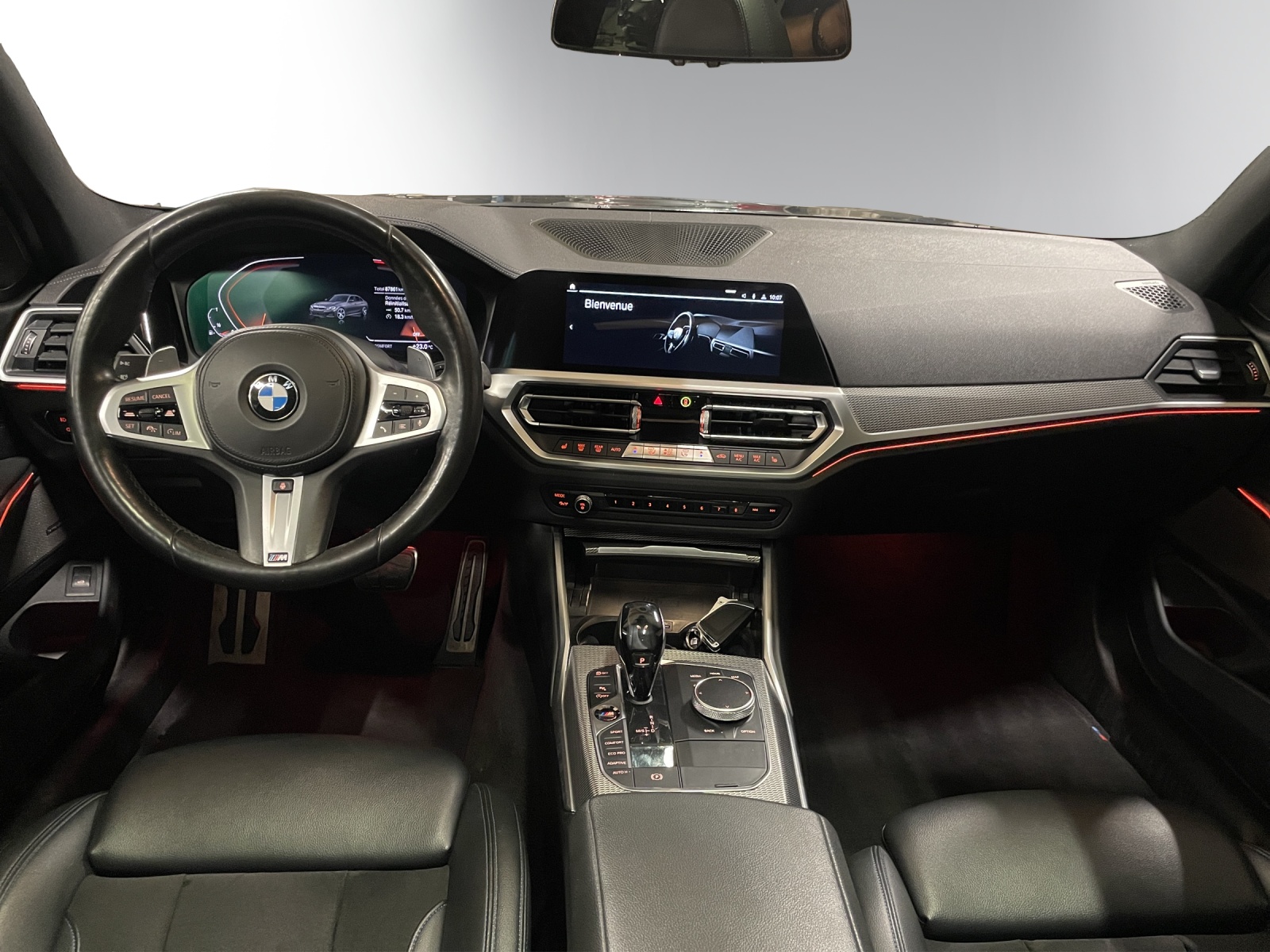 BMW 330i xDrive Edition M Sport Steptronic-image-10