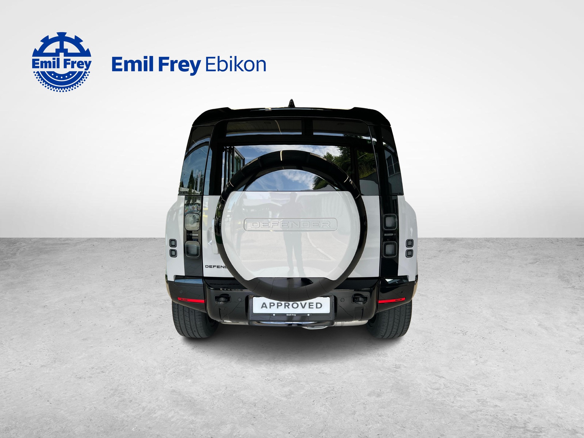 LAND ROVER Defender 90 3.0 D I6 350 X-Dynamic HSE-image-3