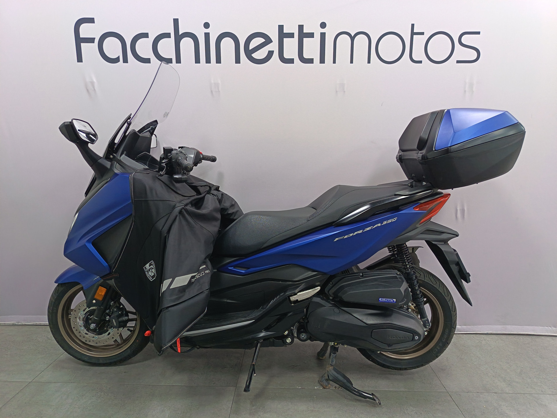 HONDA NSS 350 Forza-showroom-element-3