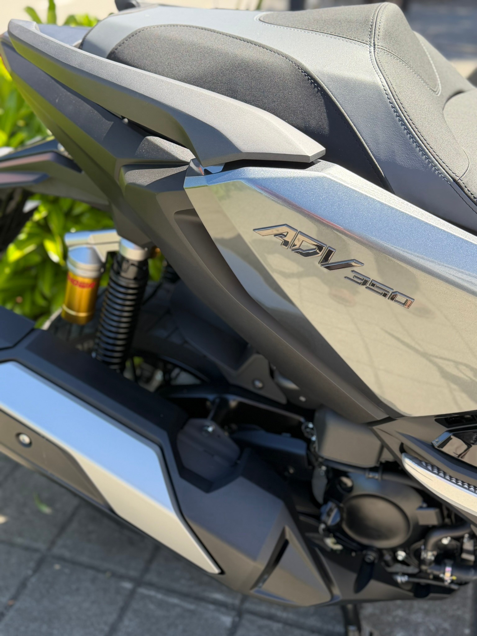 HONDA ADV 350-showroom-element-3