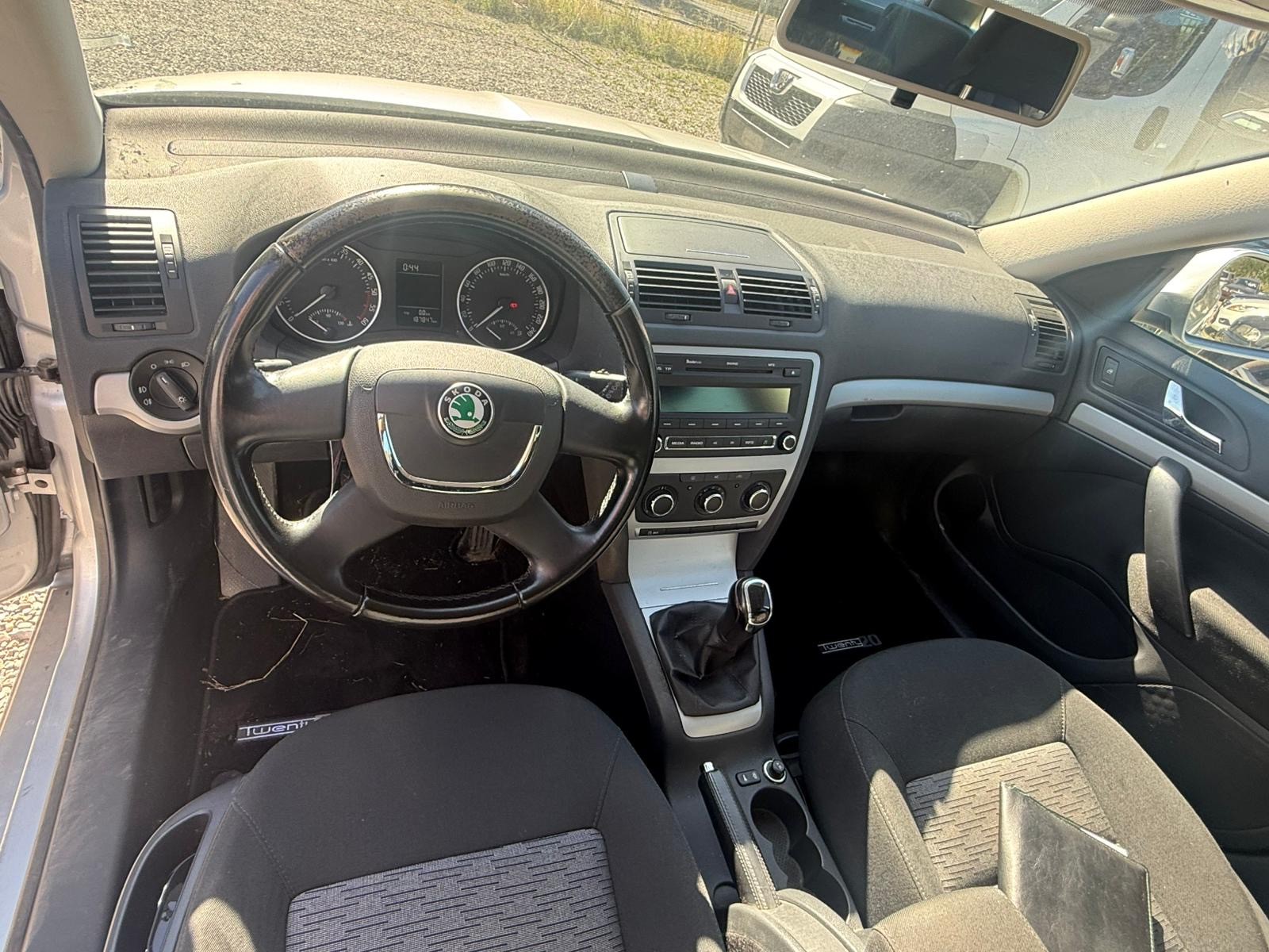 SKODA 1.6 TDI AllDrive 4x4-image-3