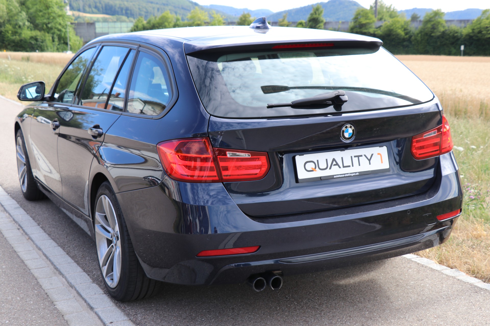 BMW 328i xDrive Touring Sport Line Steptronic-image-7