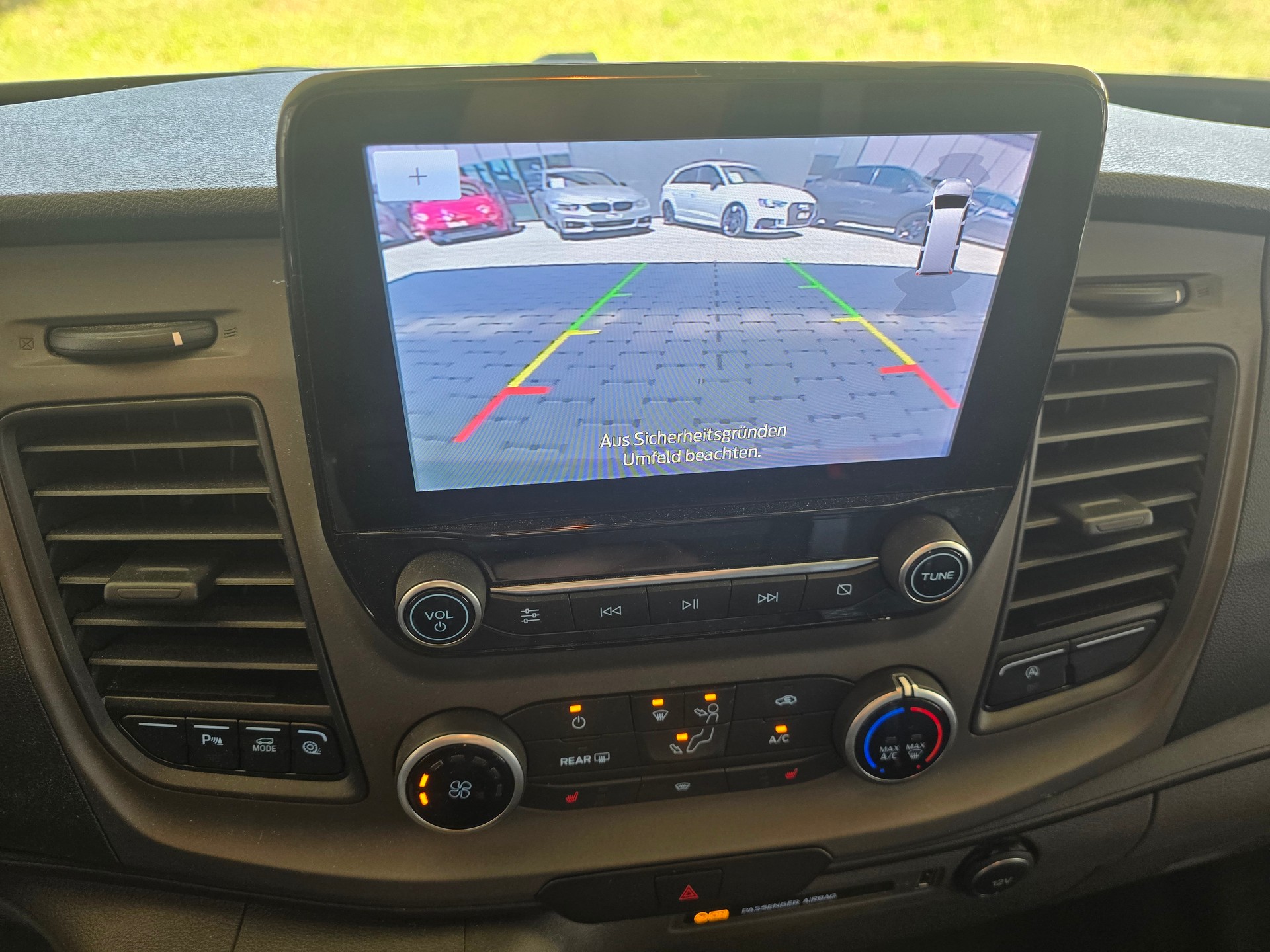 FORD Transit Custom Van 300 L1H1 Trend A-image-13