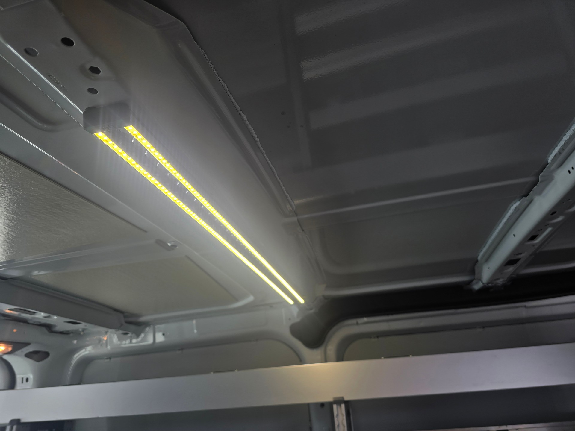 FORD Transit Custom Van 300 L1H1 Trend A-image-20