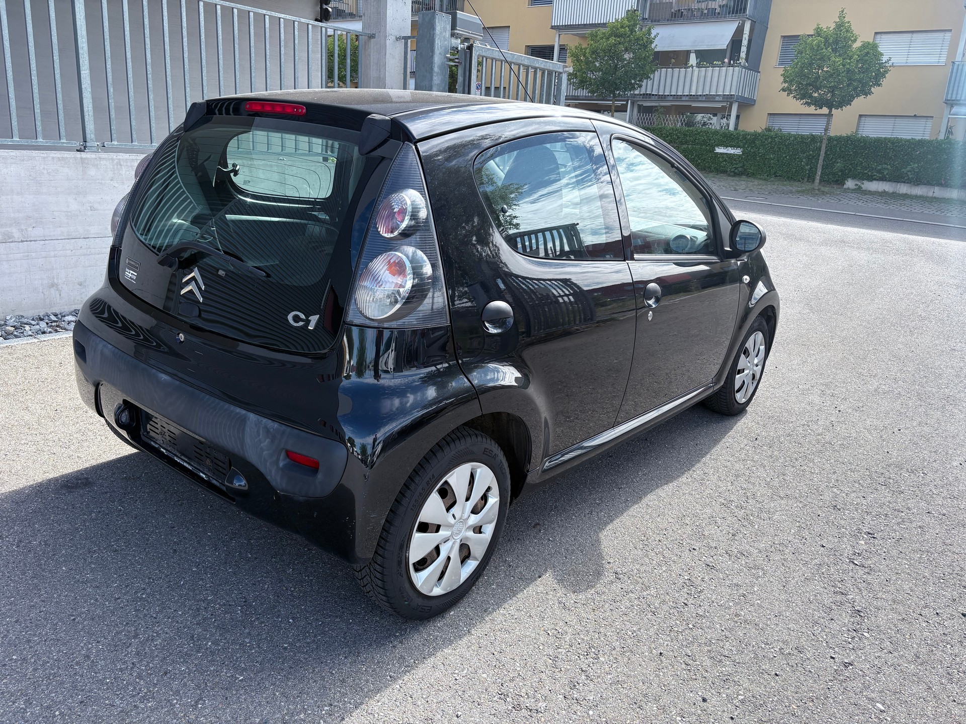 CITROEN C1 1.0i Edition Neue MFK-image-3