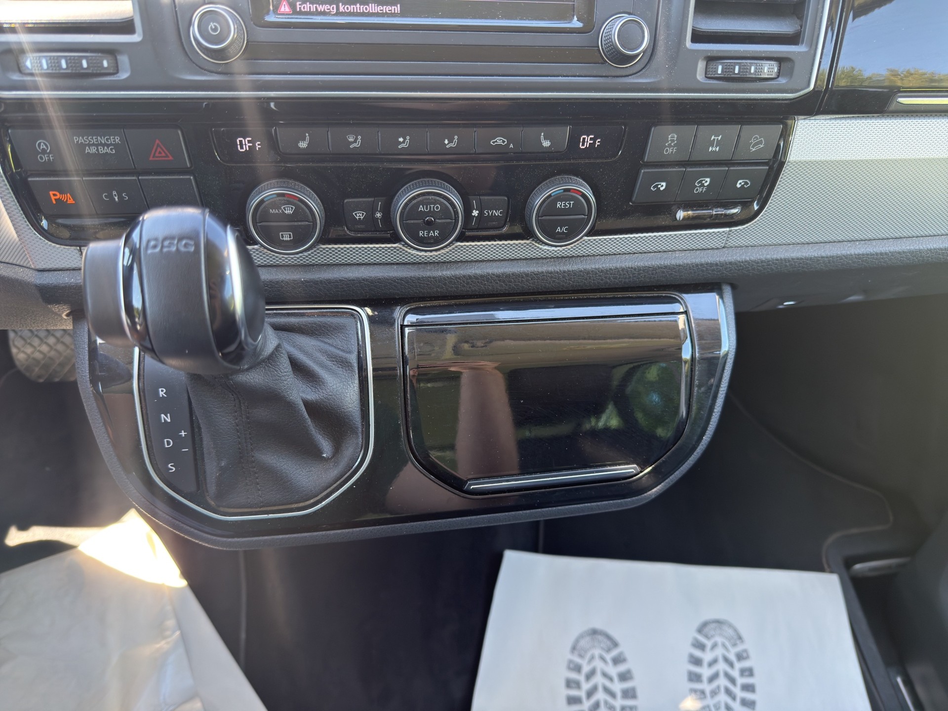 VW T6 Multivan 2.0 Bi-TDI Highline 4Motion DSG-image-13