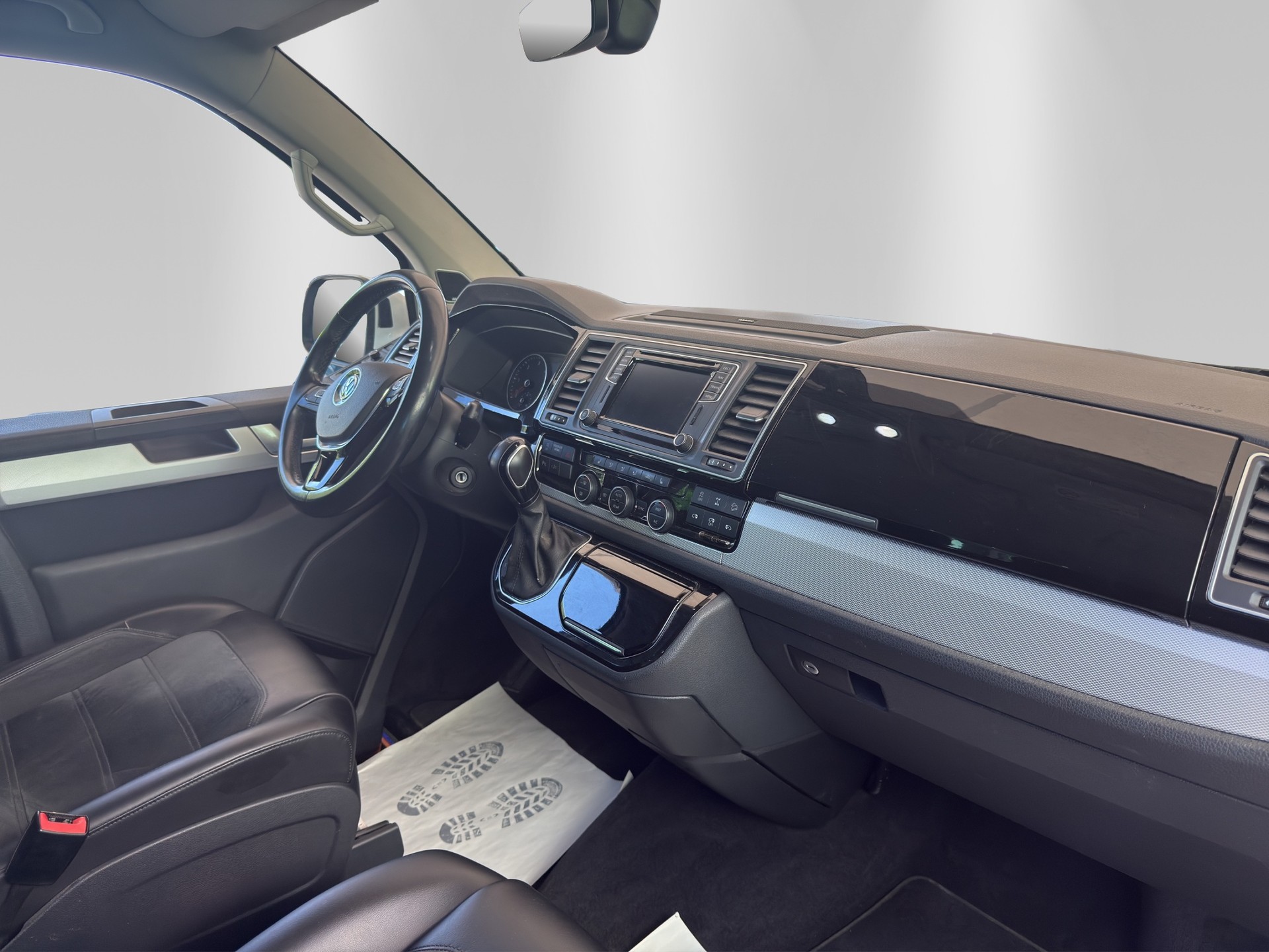 VW T6 Multivan 2.0 Bi-TDI Highline 4Motion DSG-image-12