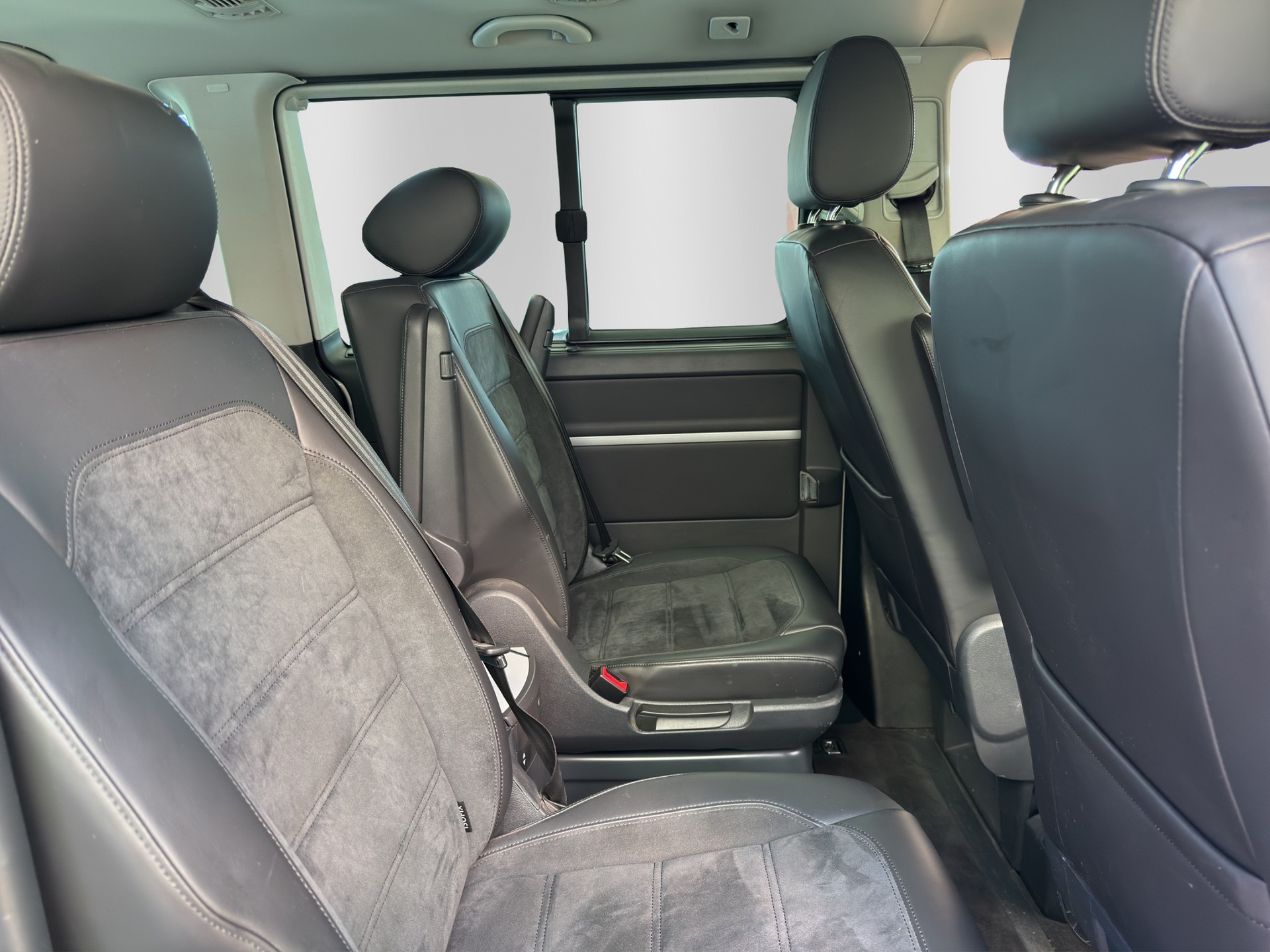 VW T6 Multivan 2.0 Bi-TDI Highline 4Motion DSG-image-15