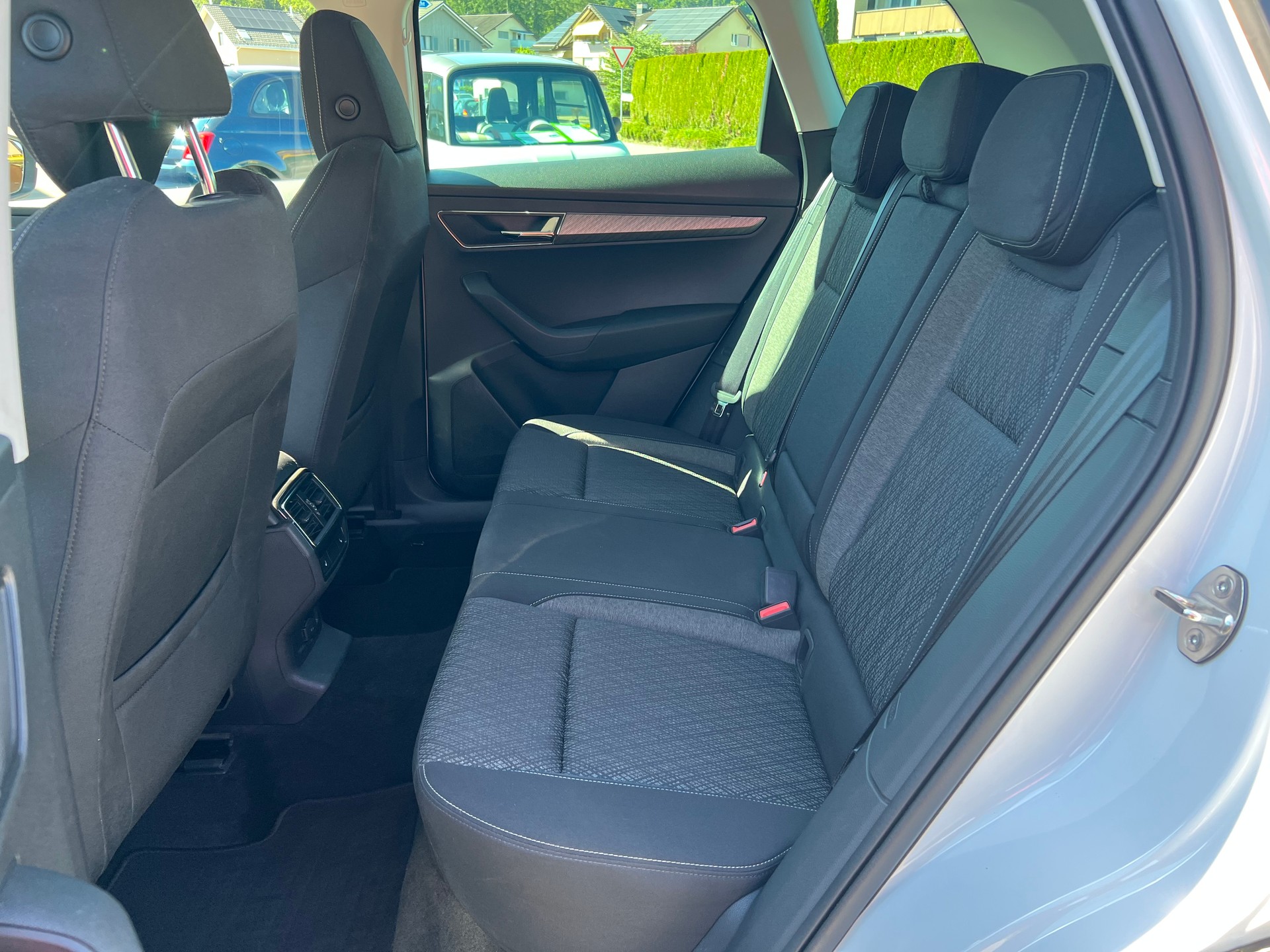 SKODA Karoq 2.0 TDI CR Style 4x4 DSG-image-18