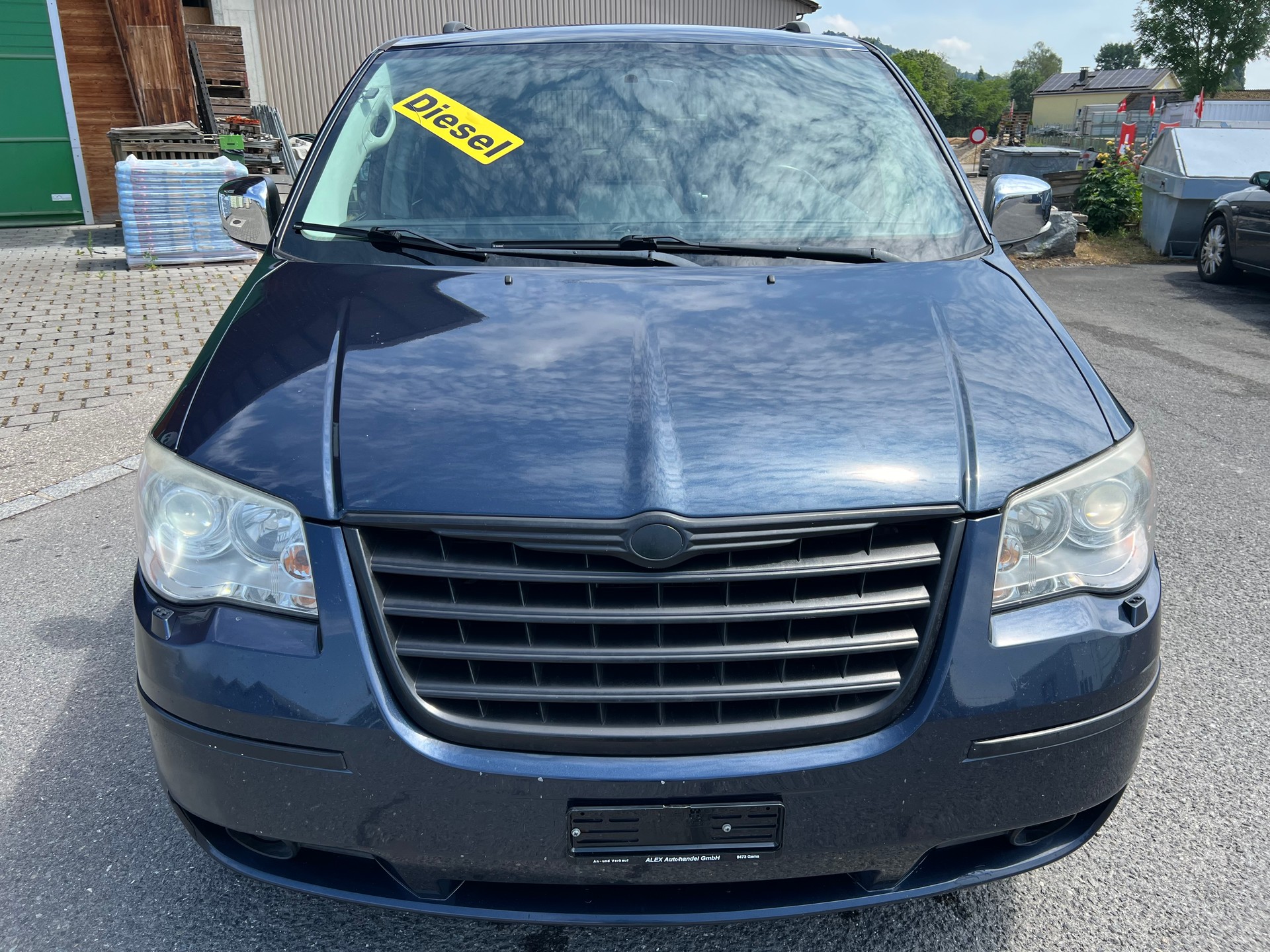 CHRYSLER Grand Voyager 2.8 CRD LX Automatic-image-0