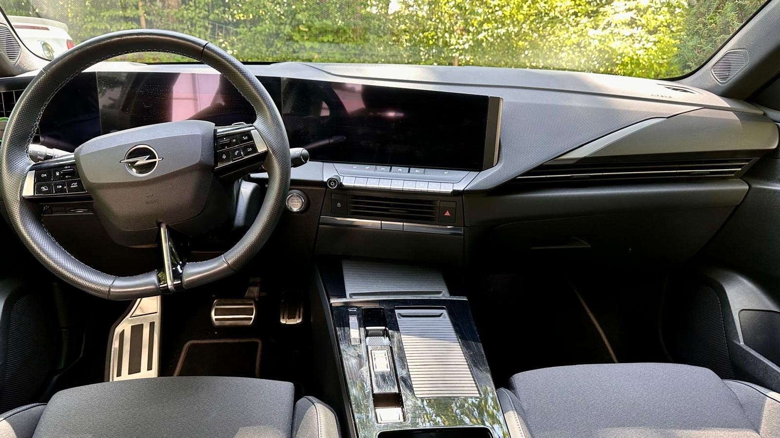 OPEL Swiss Plus A-image-3