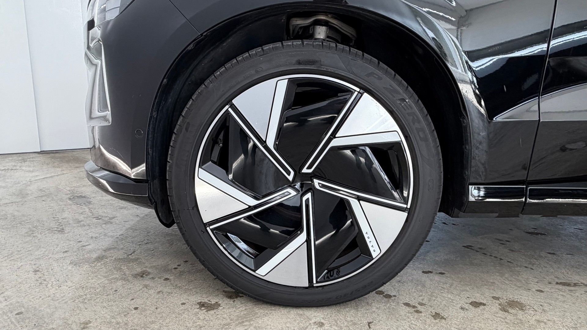VOLVO EX 90 Twin Ultra AWD-image-7