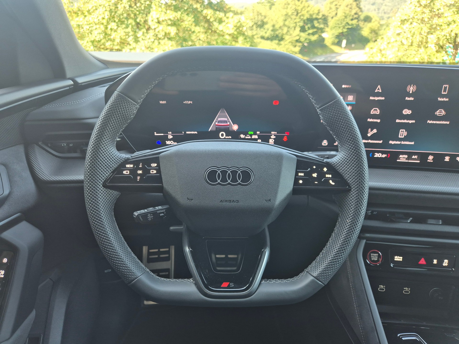 AUDI SQ5 TFSI quattro S-tronic-image-15