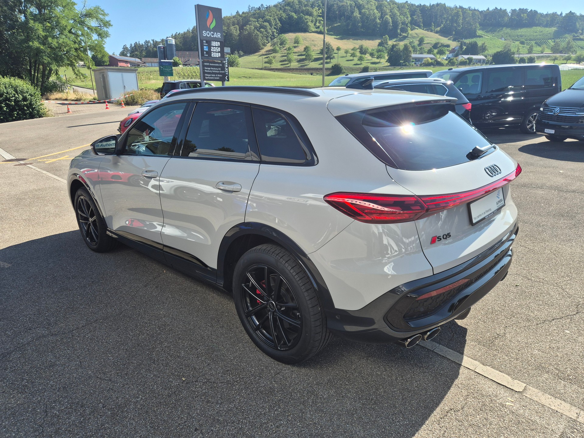 AUDI SQ5 TFSI quattro S-tronic-image-6