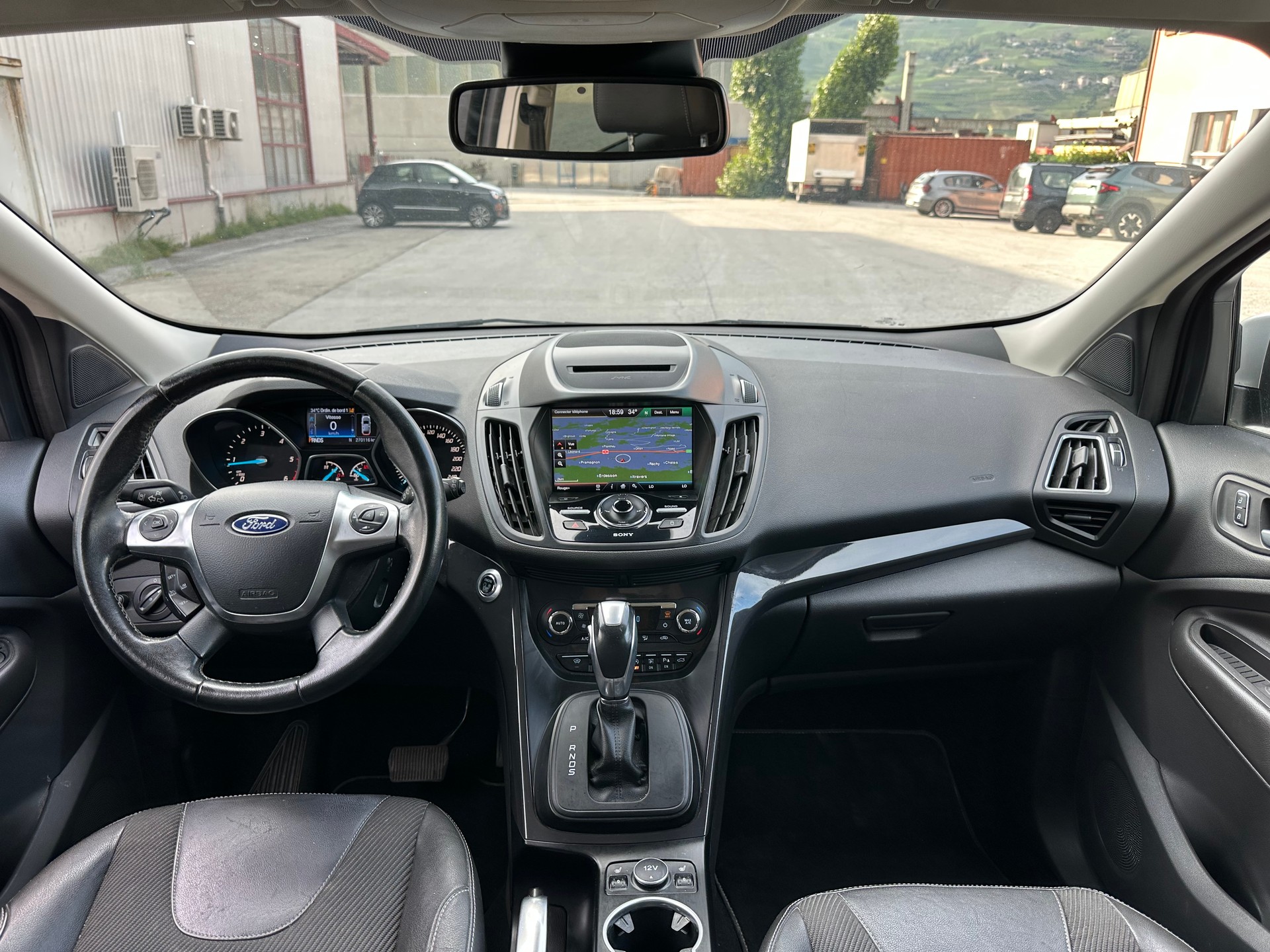 FORD Kuga 2.0 TDCi Titanium 4WD PowerShift-image-9