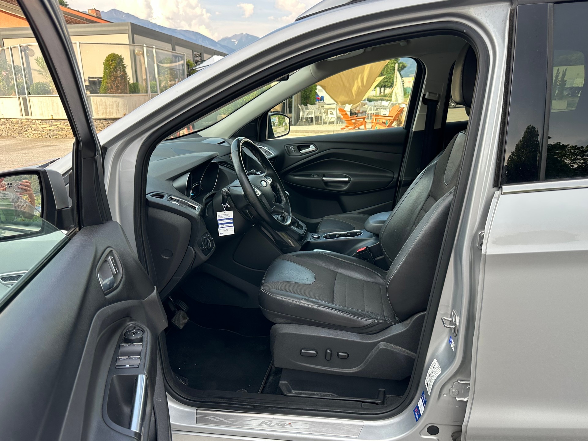 FORD Kuga 2.0 TDCi Titanium 4WD PowerShift-image-8