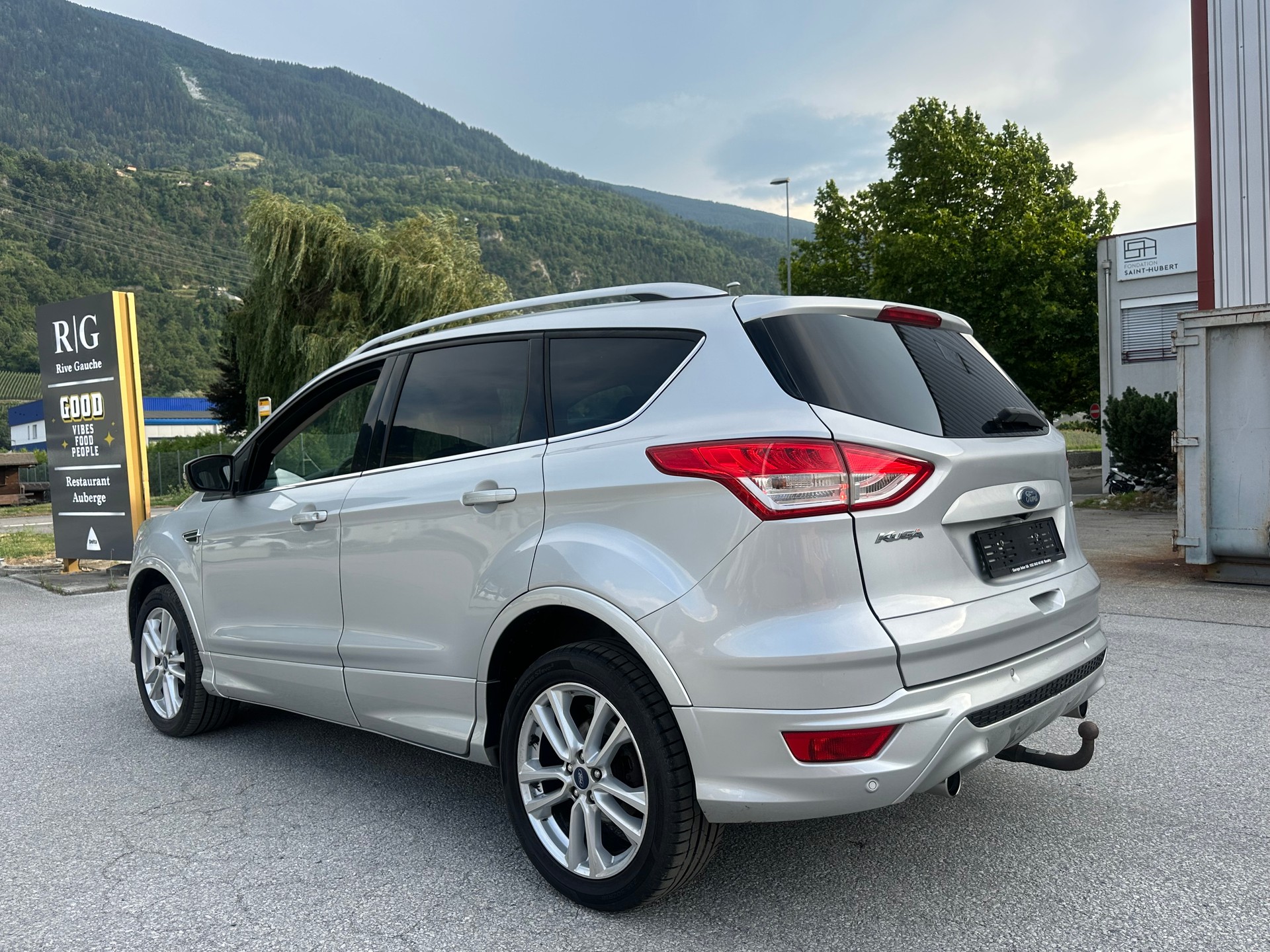 FORD Kuga 2.0 TDCi Titanium 4WD PowerShift-image-6