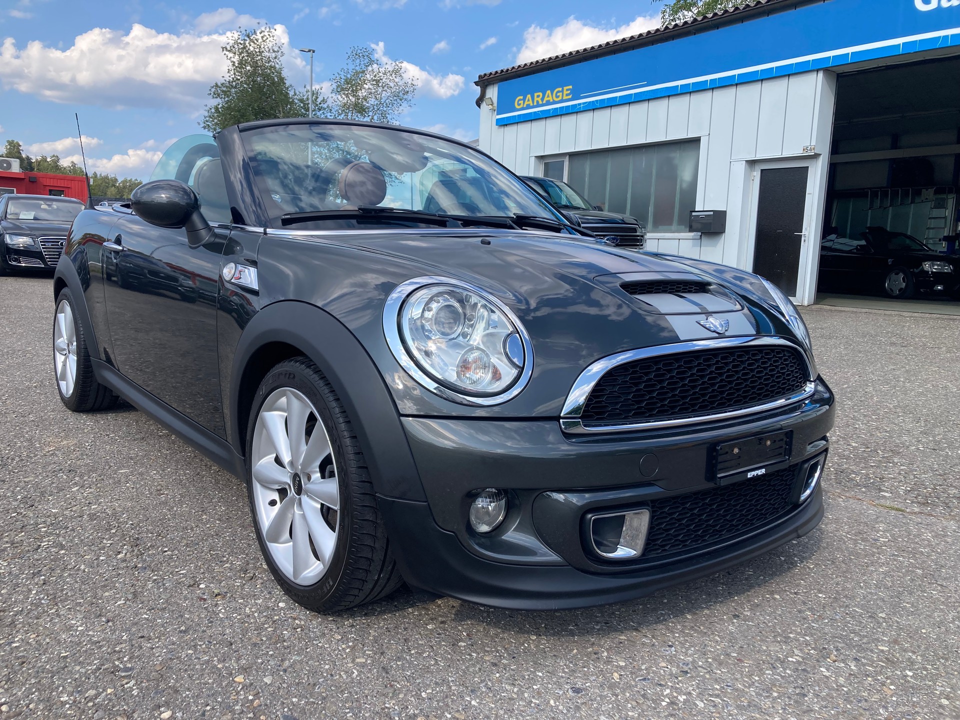 MINI Cooper S Roadster-showroom-element-1