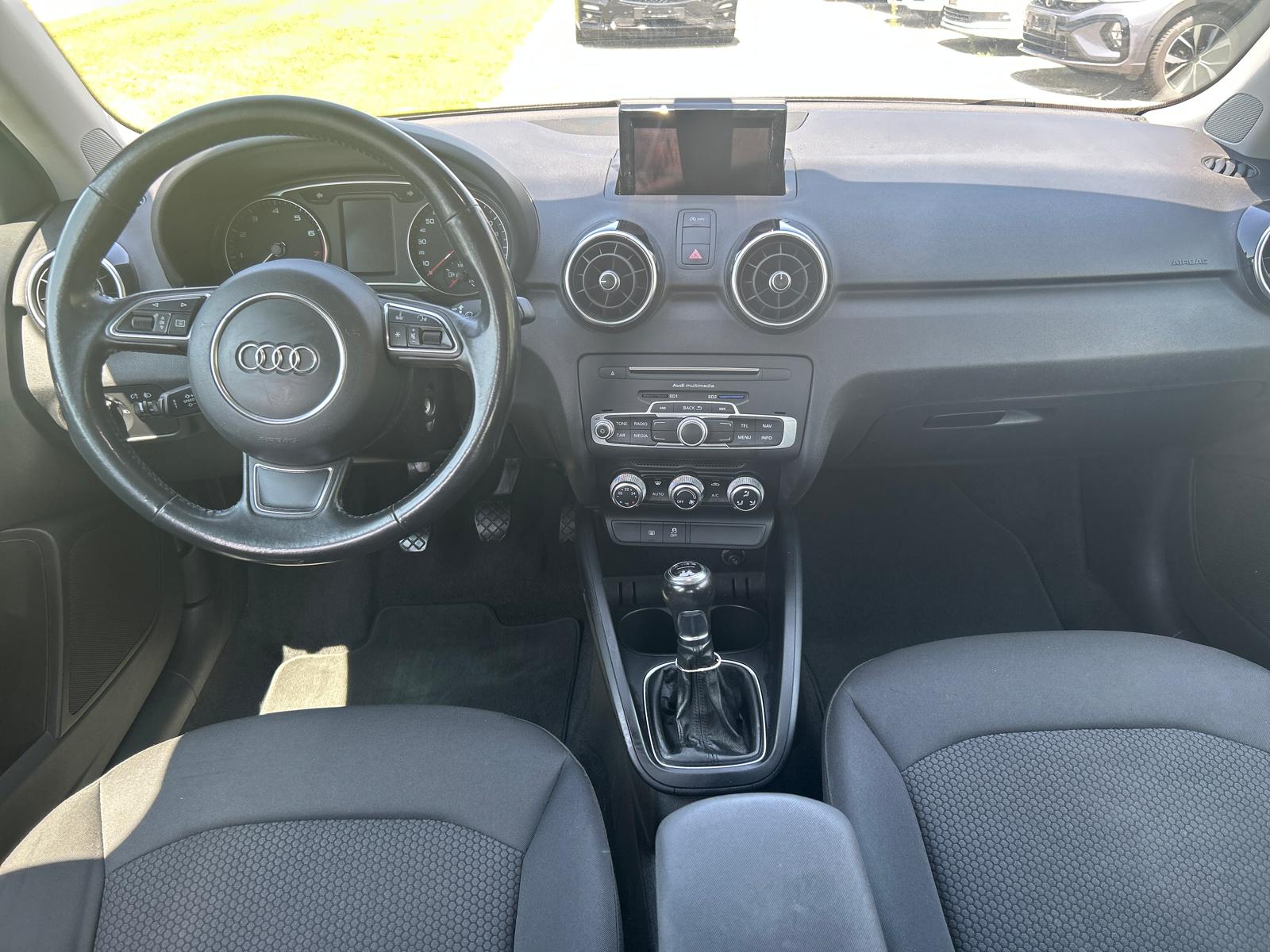 AUDI A1-image-8