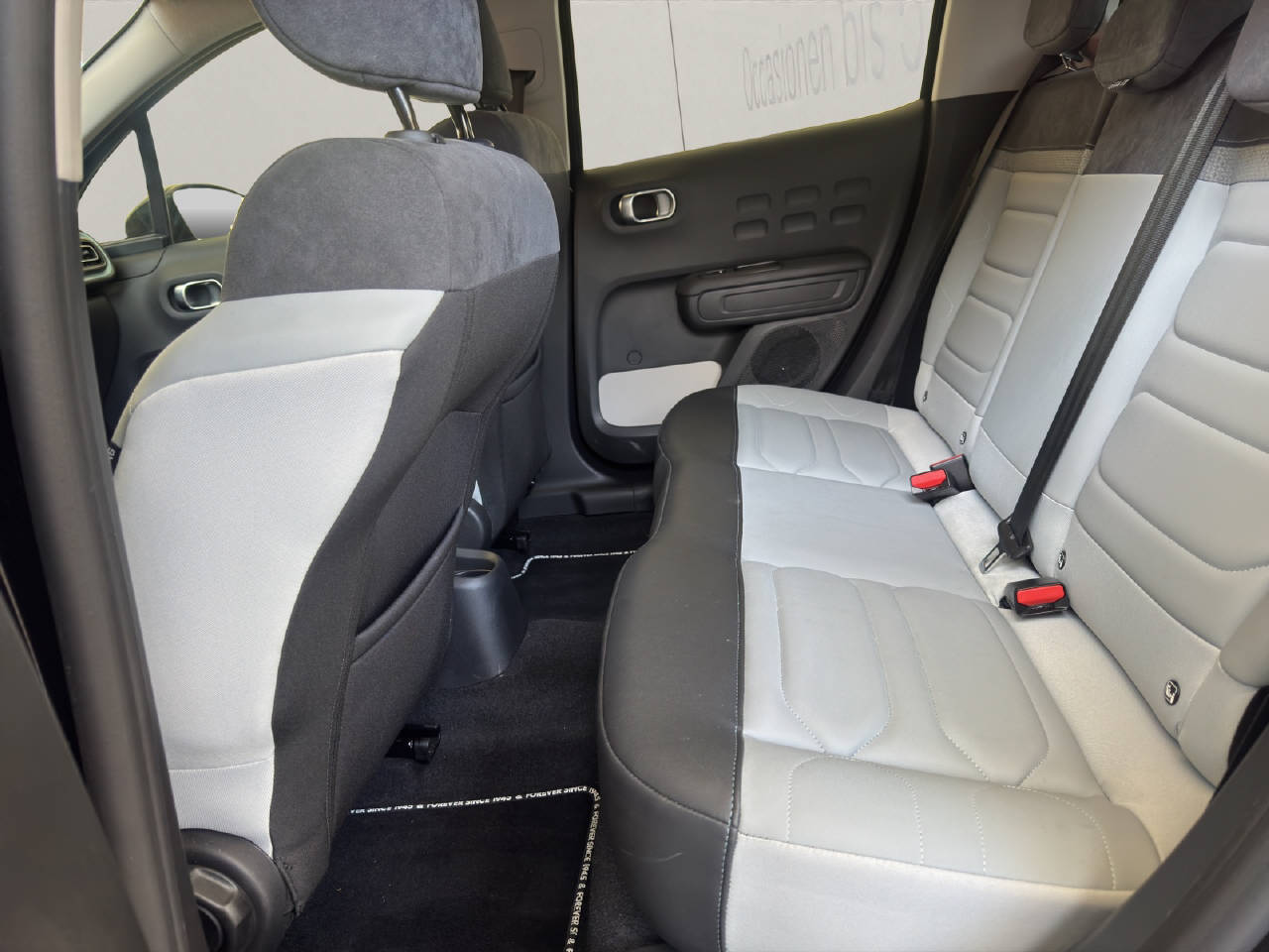 CITROEN C3 1.2 PureTech Elle-image-18