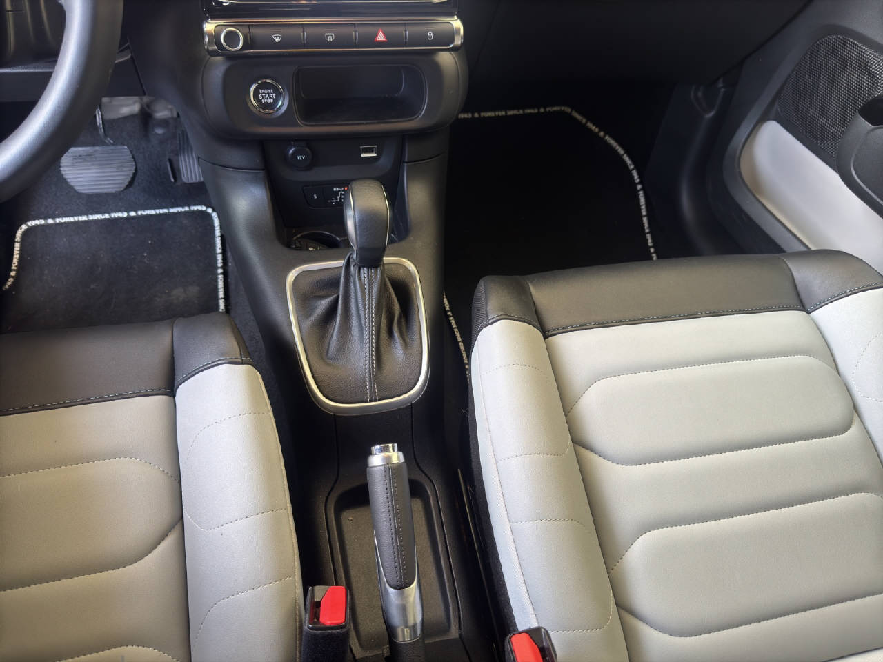 CITROEN C3 1.2 PureTech Elle-image-15
