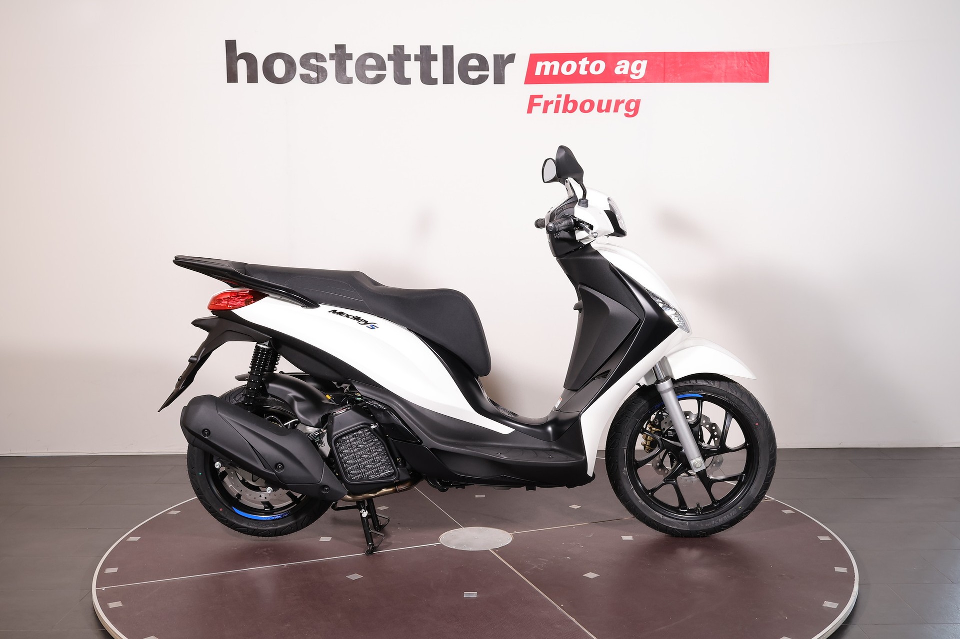 PIAGGIO Medley 200 Sport-showroom-element-1