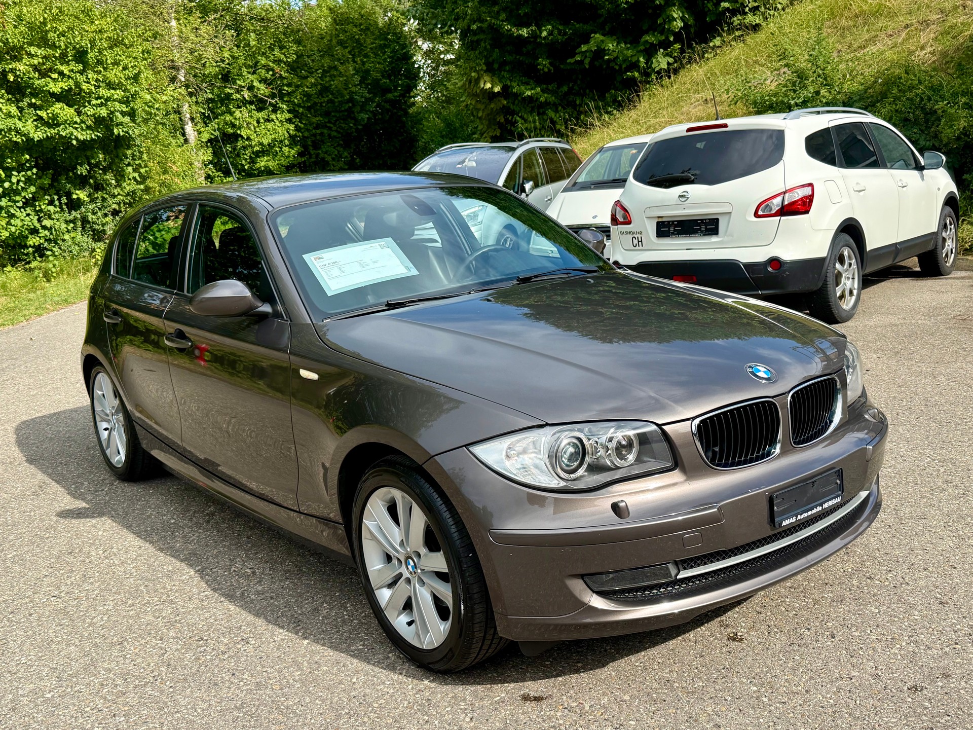 BMW 120i Steptronic-image-6