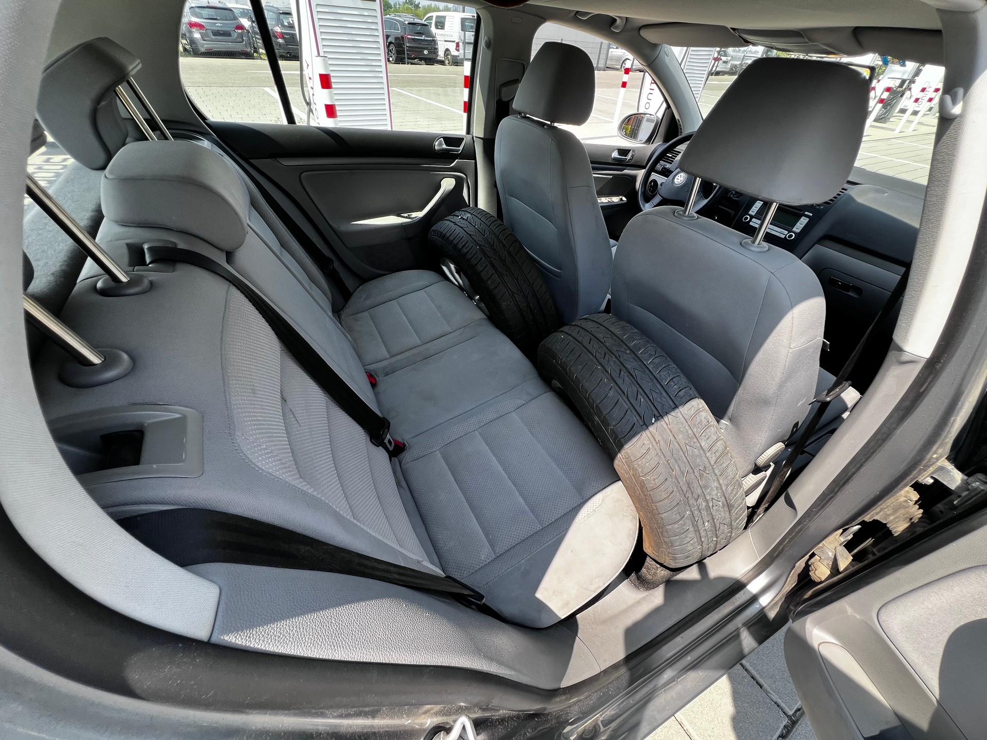 VW Golf 2.0 FSI Sportline 4Motion-image-10