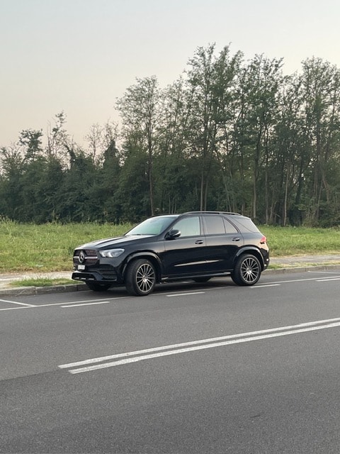 MERCEDES-BENZ GLE 400 d 4Matic 9G-Tronic-image-2