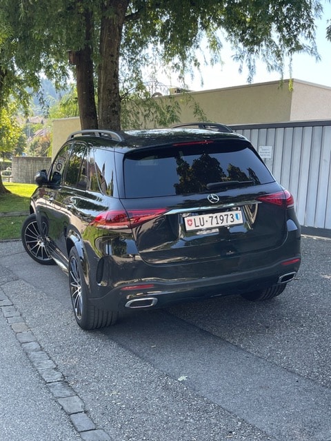 MERCEDES-BENZ GLE 400 d 4Matic 9G-Tronic-image-4